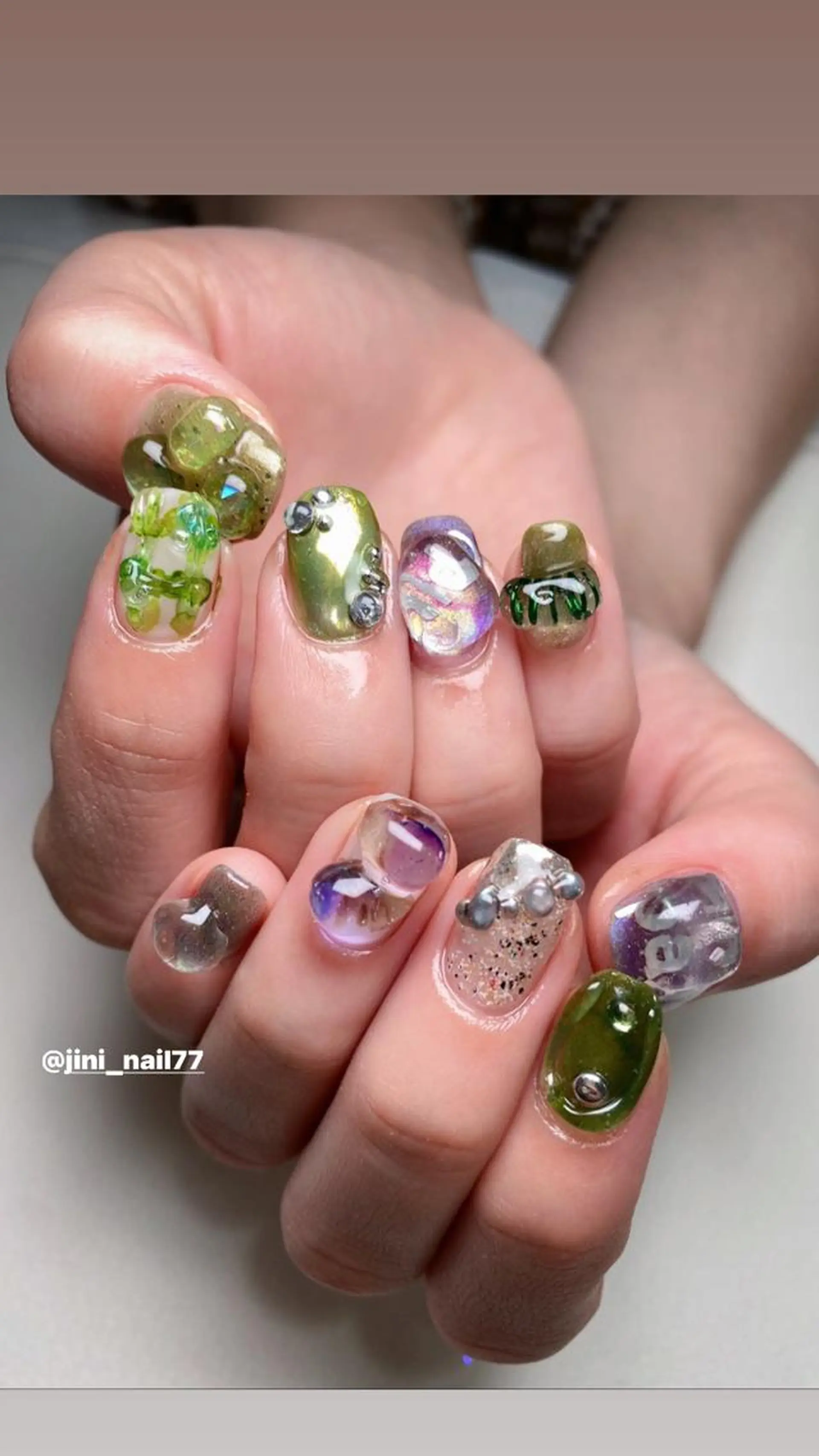 ネイル JINI NAIL所属・ジニ ネイルのネイルデザイン