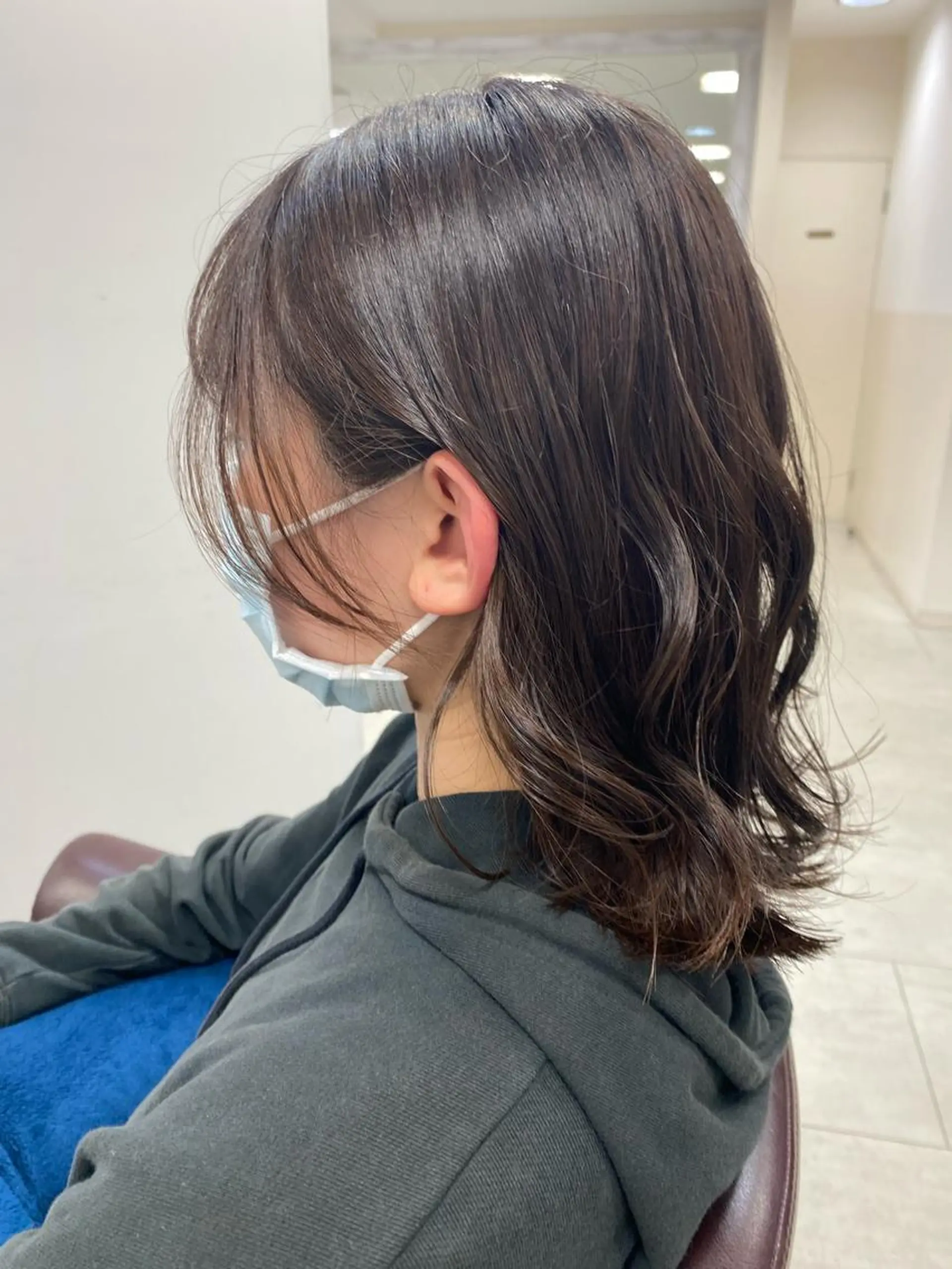 ミディアム カット ヘアカラー トリートメント 月野涼風 /レイヤーカットのヘアスタイル