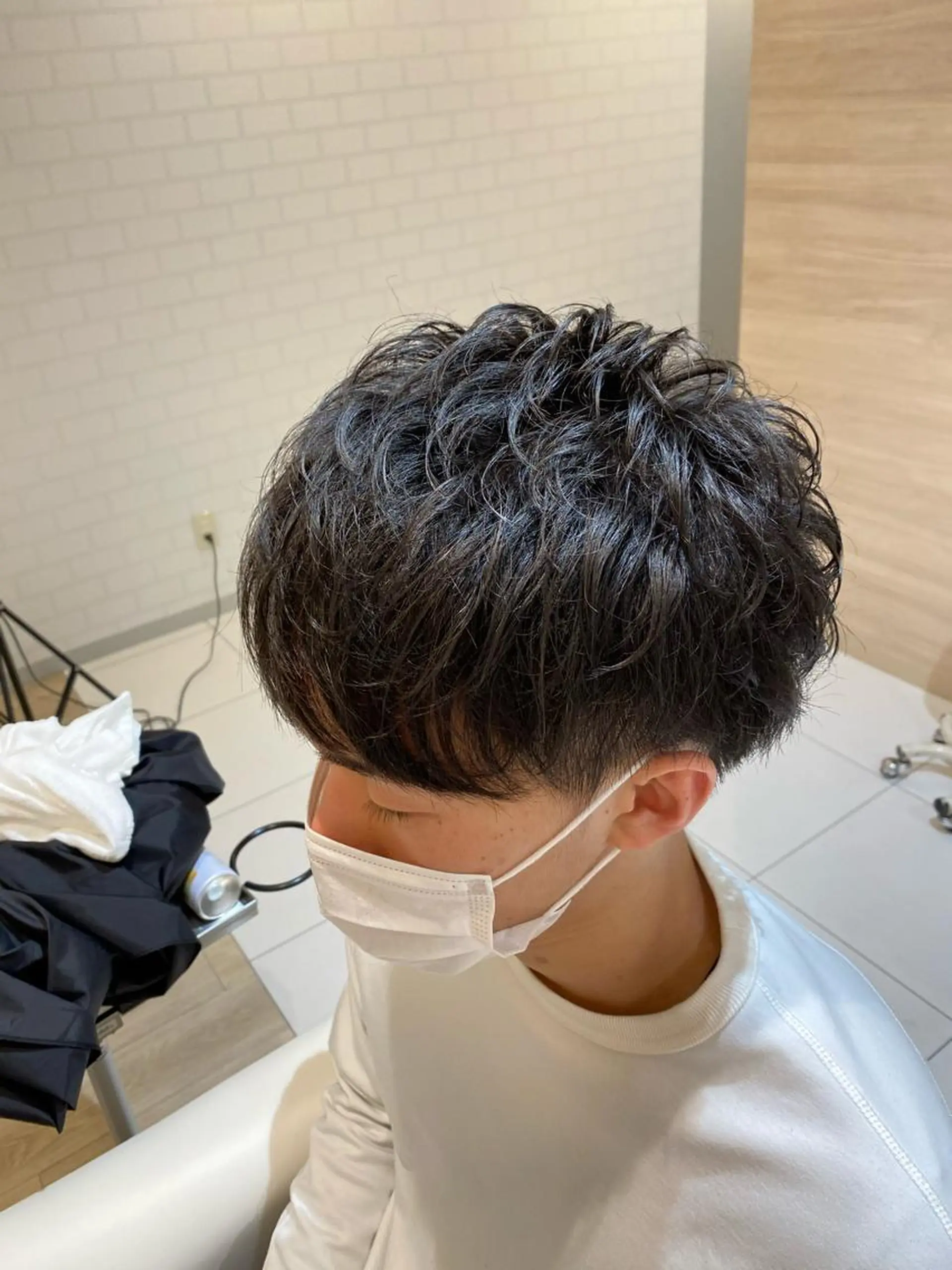 ショート パーマ メンズ マッシュ メンズパーマ 塩谷黎✨ブリーチ無W カラーメンズパーマ✨のヘアスタイル