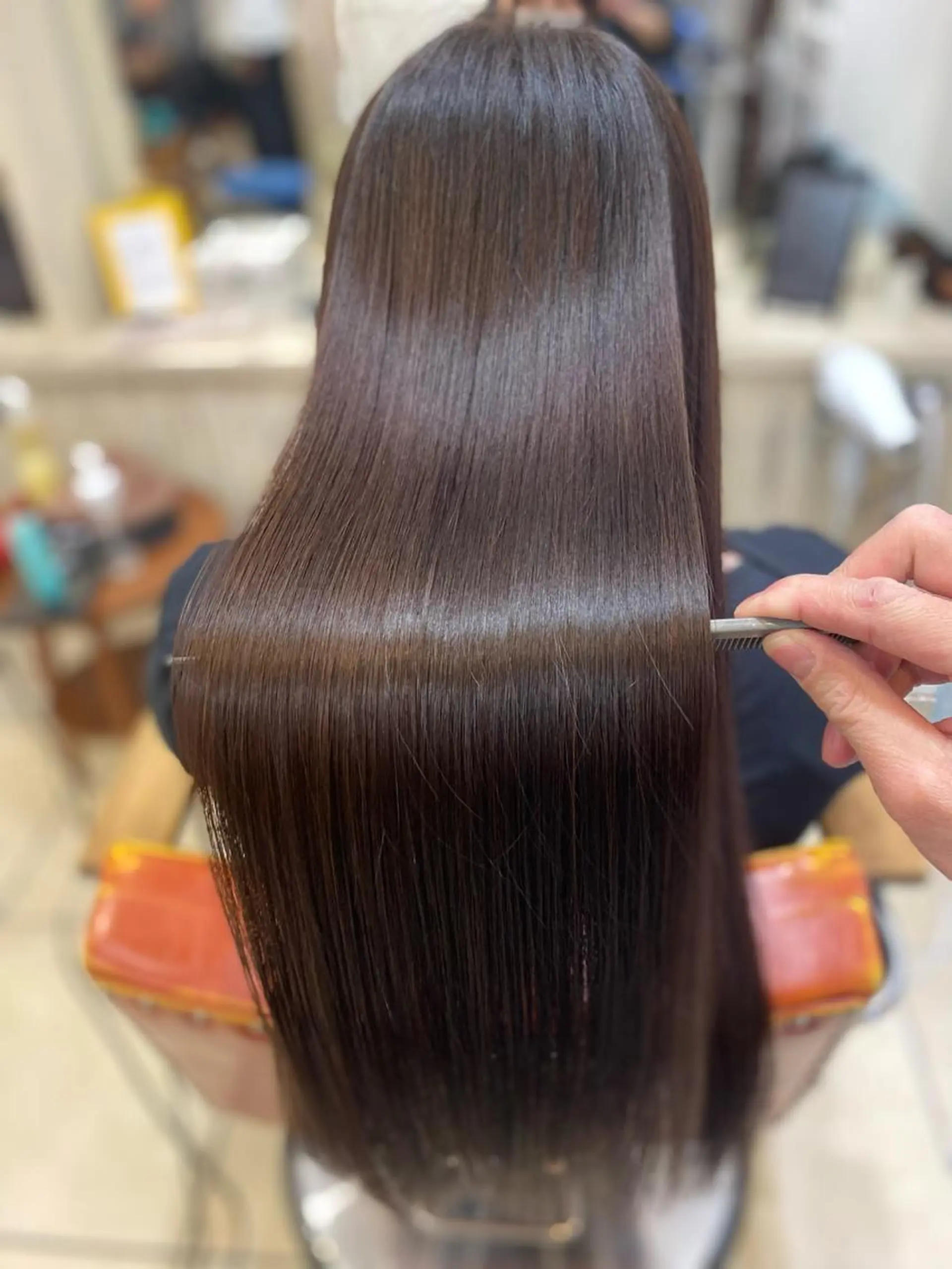 セミロング カラー ウルフ/レイヤー /パーマ　ナユタのヘアスタイル