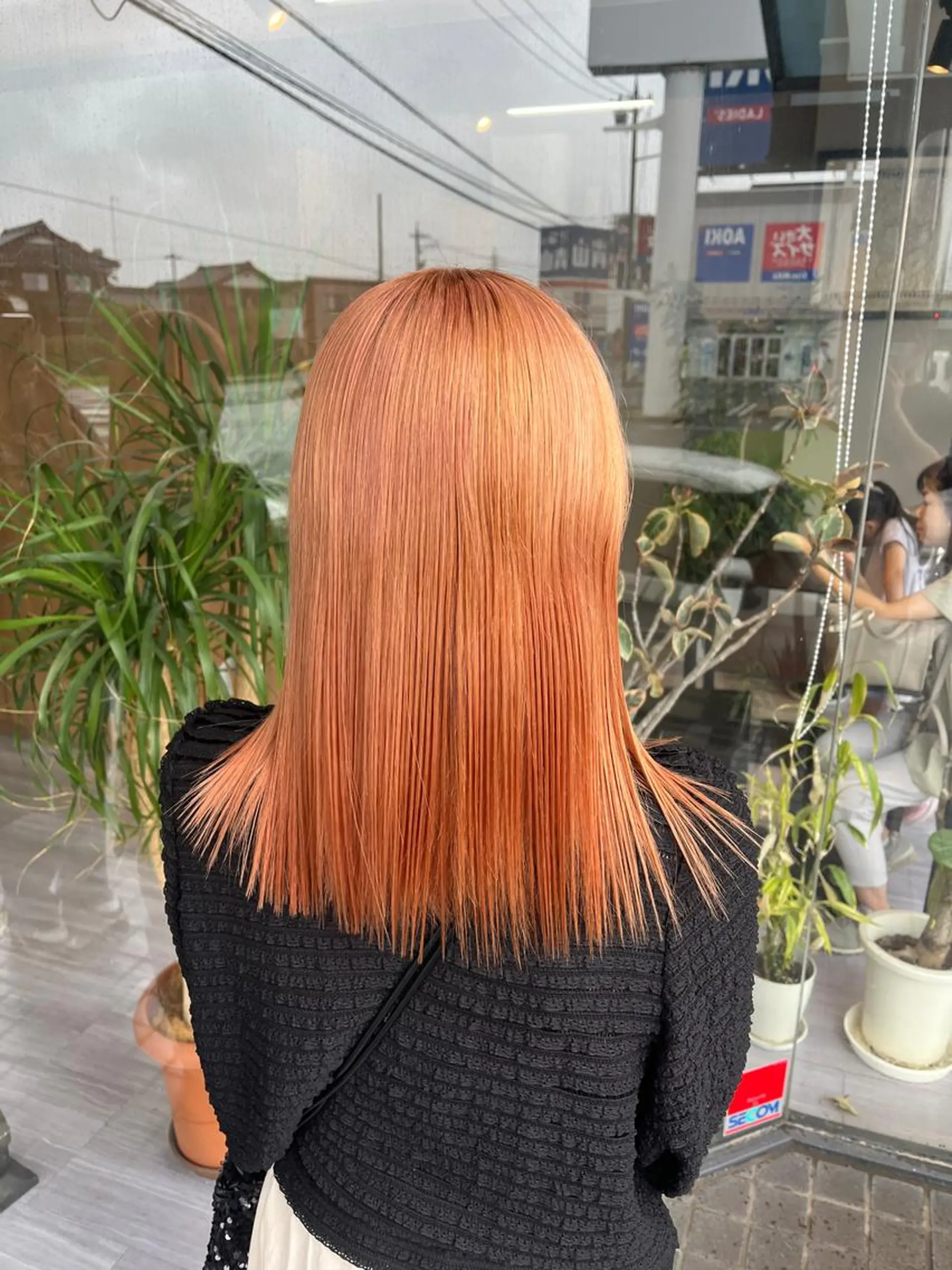 セミロング alu所属・alu yuinaのヘアスタイル