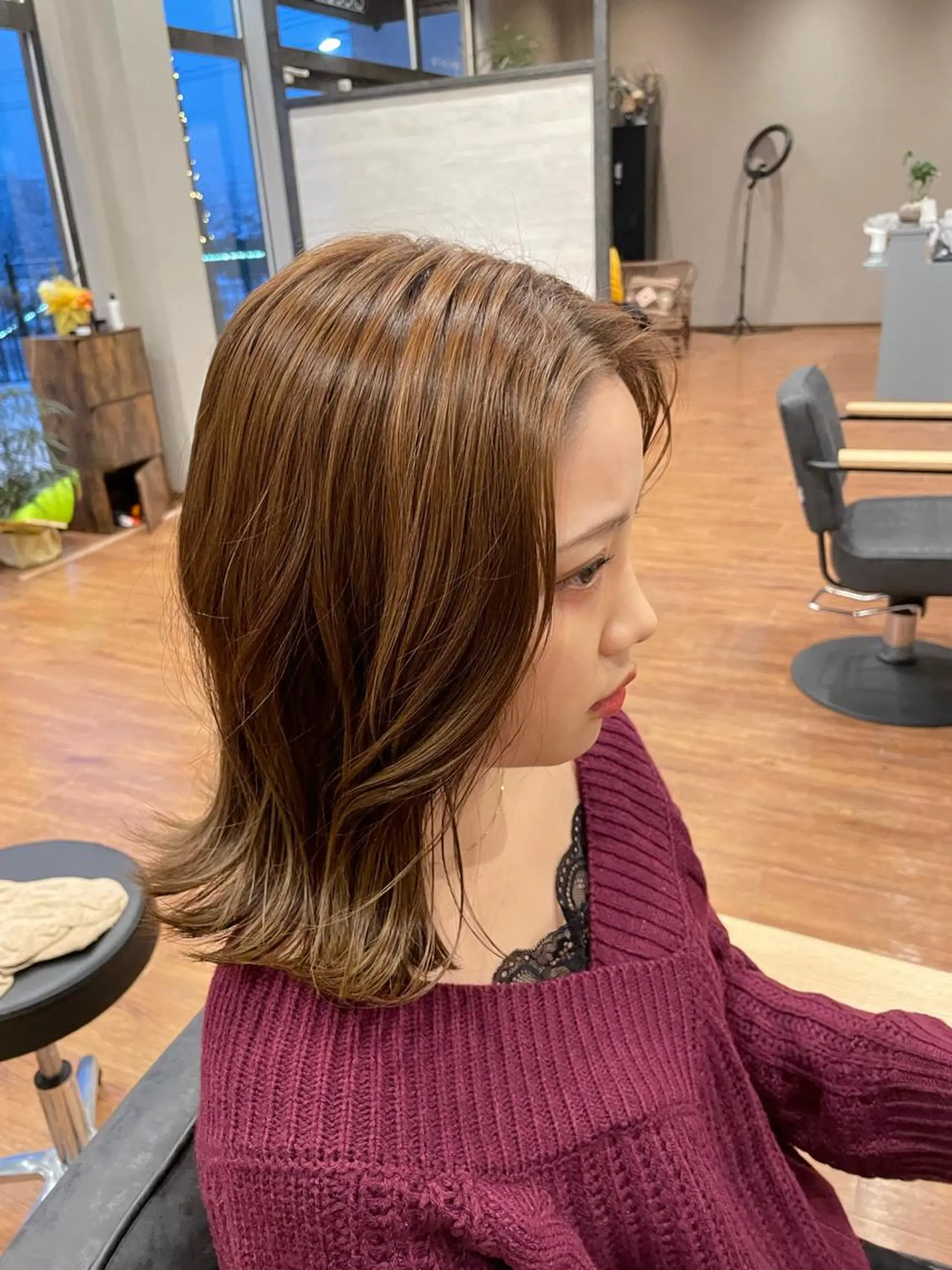 ミディアム カラー ベージュカラー ヘアカラー トリートメント clocca所属・鵜飼 真伍のヘアスタイル