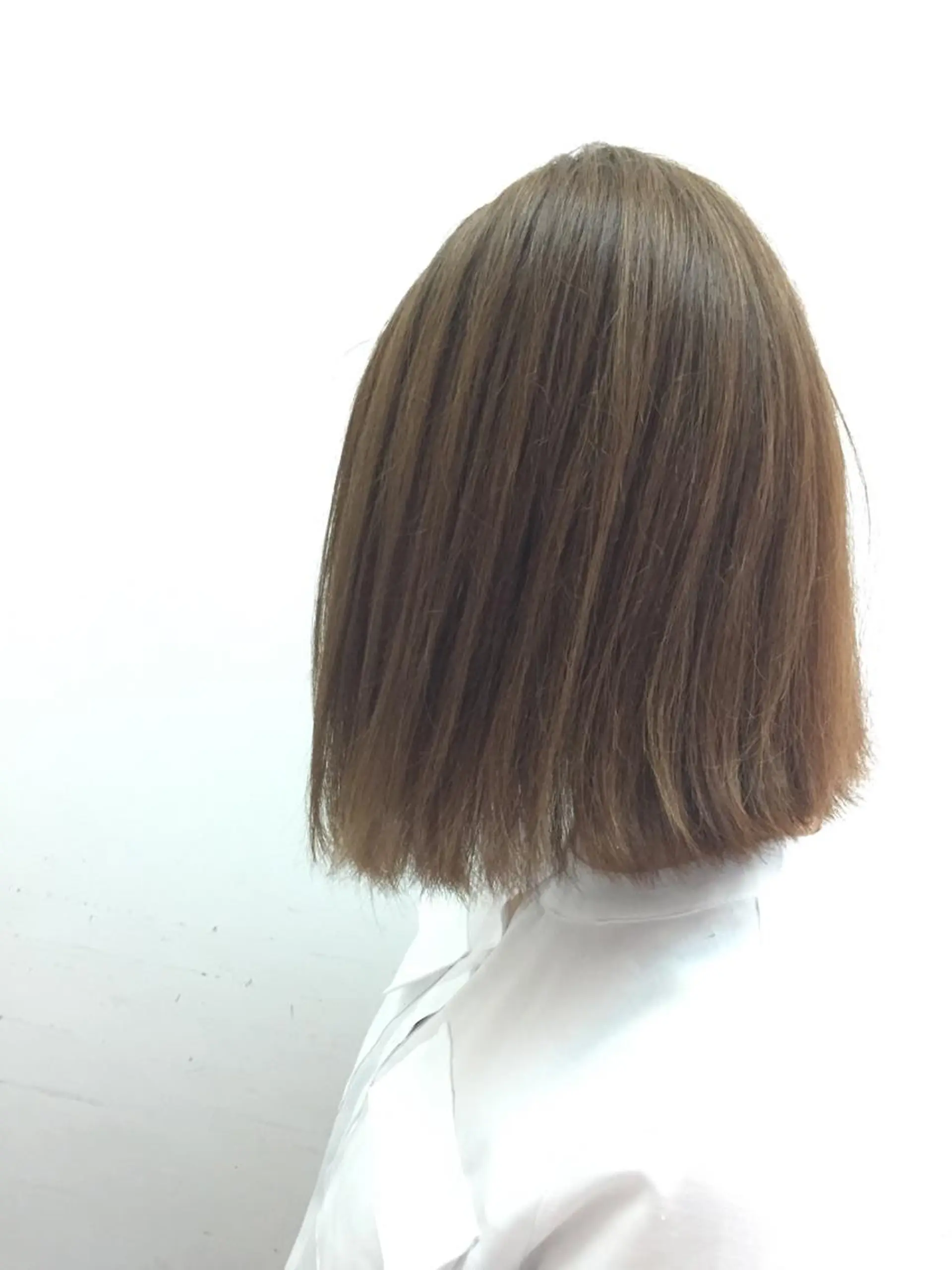 ミディアム カラー ベージュカラー 透明感カラー ヘアカラー ✂️小顔カット✂️ 山本有紀のヘアスタイル
