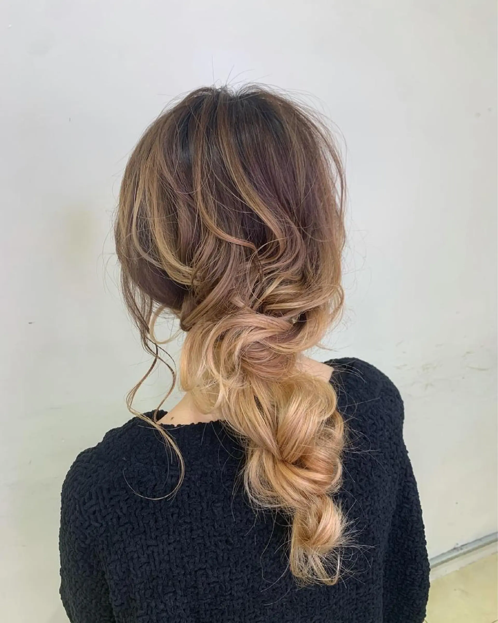 ヘアアレンジ 韓国ハイトーン🦋 hikariのヘアスタイル