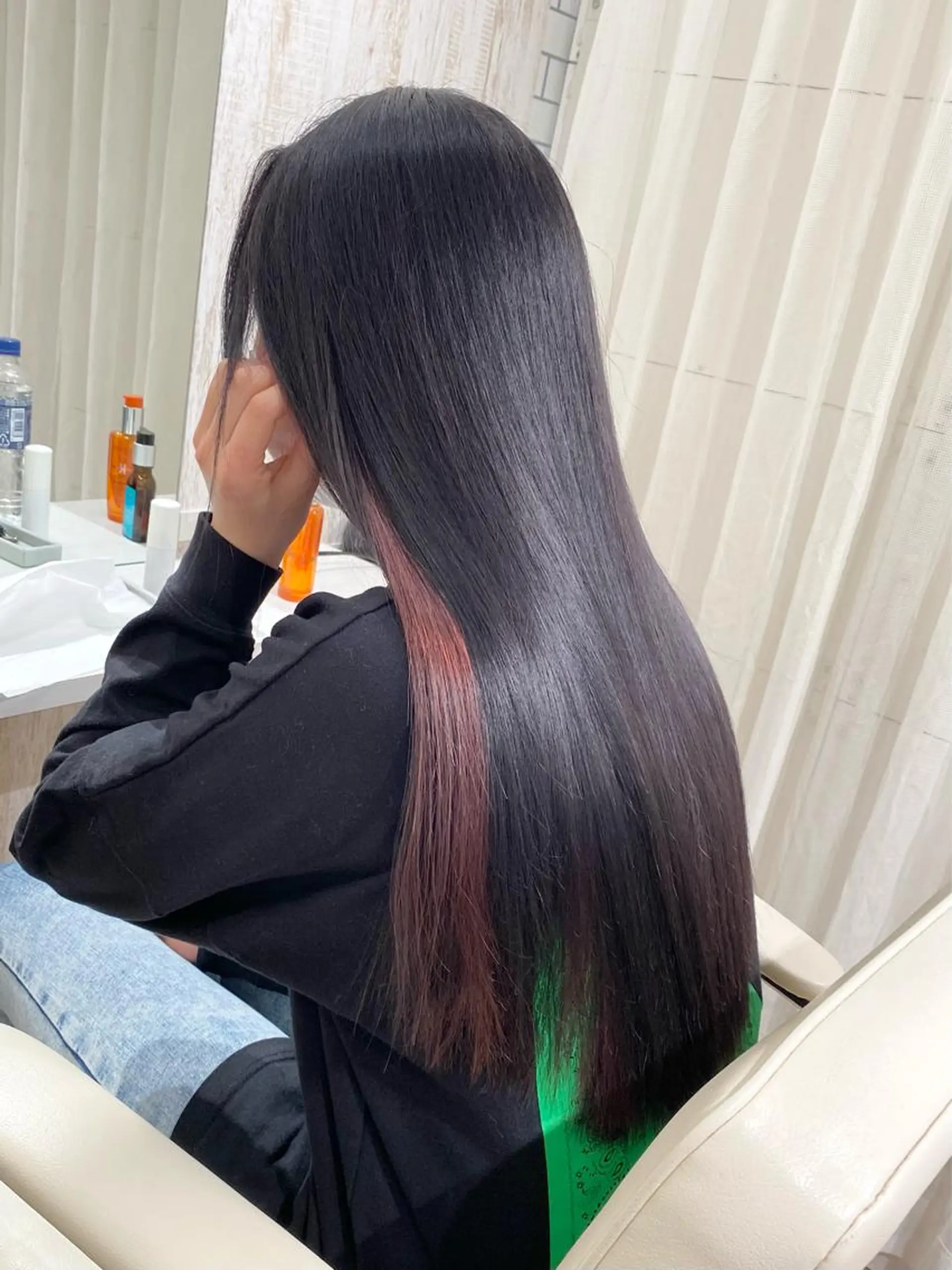 ロング カラー シールエクステ ブリーチ ケアブリーチ ダブルカラー ハイライトカラー  渡部 妃月のヘアスタイル