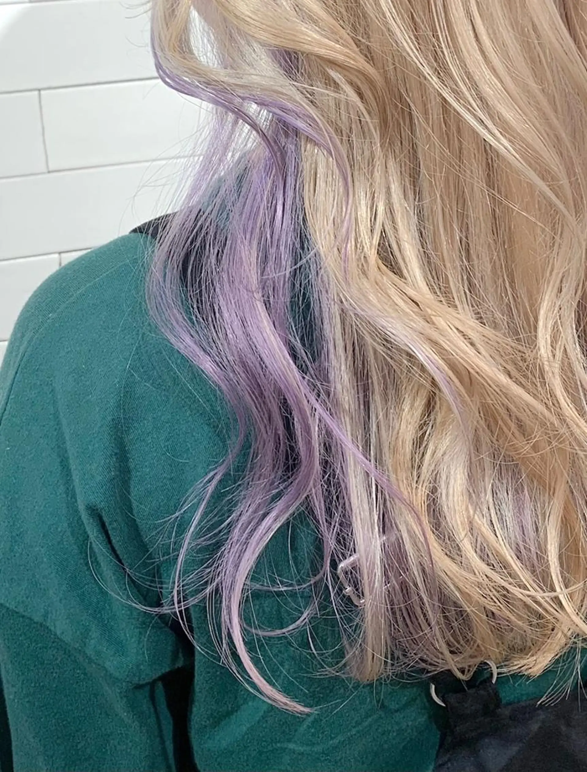 ロング カラー ブリーチ ケアブリーチ パープルカラー ヘアカラー トリートメント 🦋レイヤーカット ミドリカワ🦋のヘアスタイル