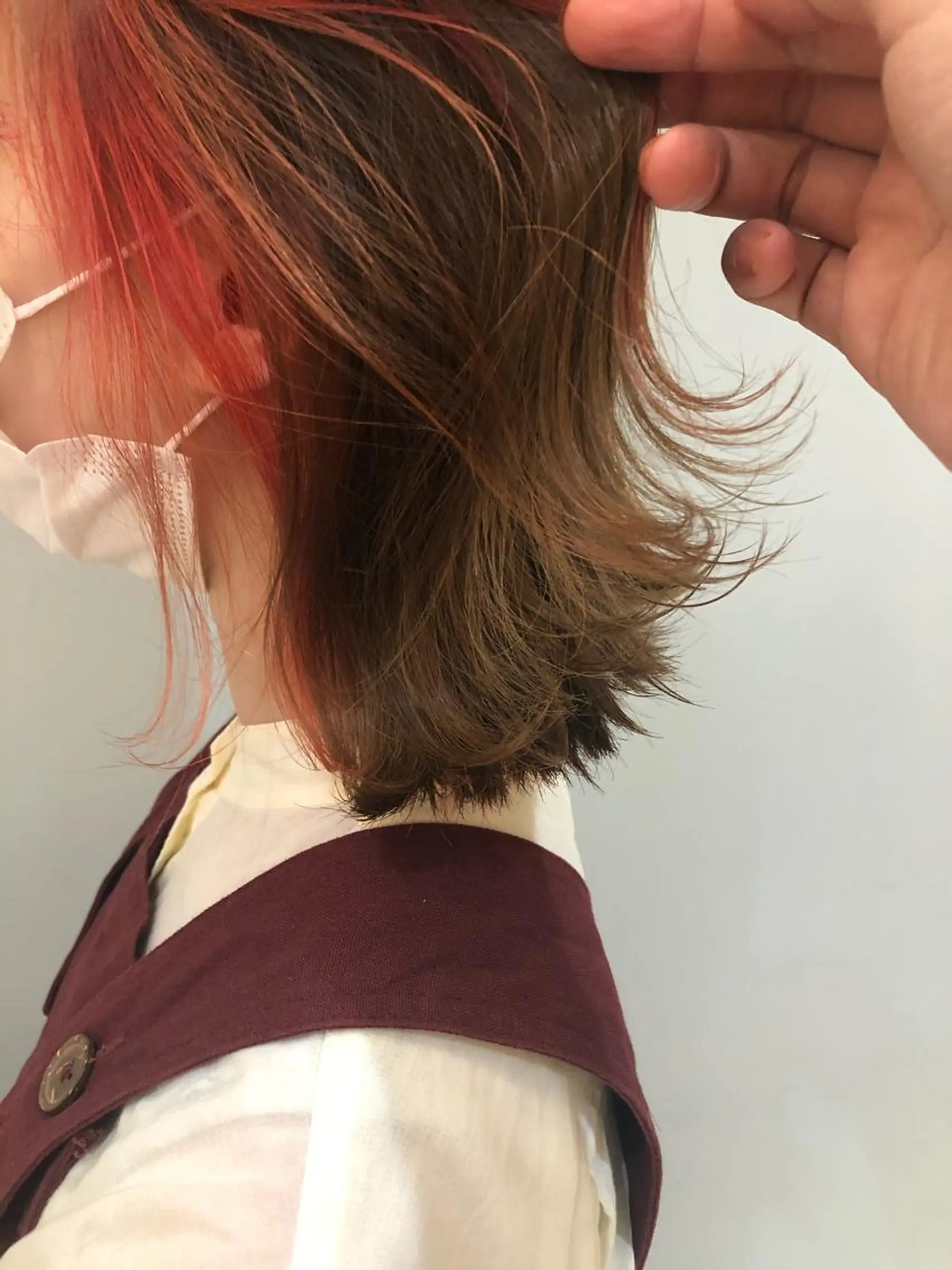 ミディアム カラー ミストバング  フェイスフレーミング ケアブリーチ/ エクステ/レイヤーのヘアスタイル