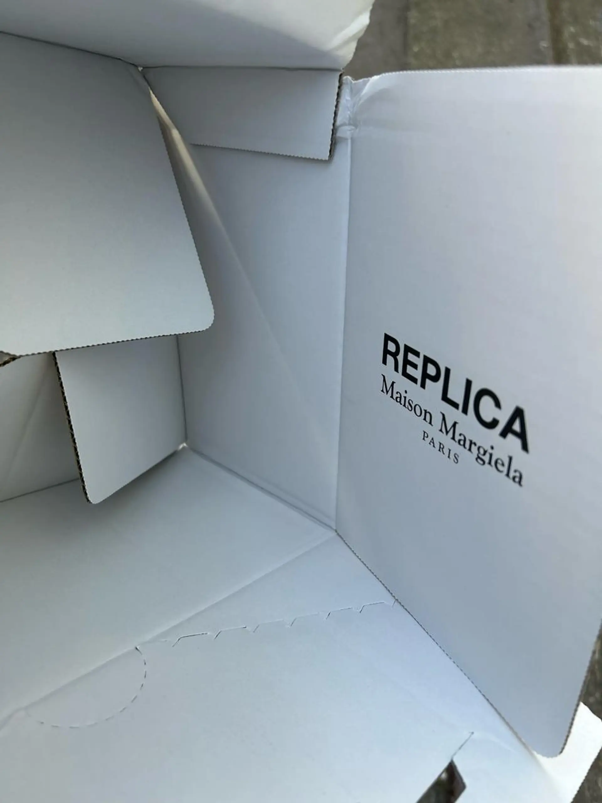 マツエク・マツパ アイブロウ GO TODAY SHAiRE SALON Vellmie店所属・吉祥寺kasumi 🌛eye/browのマツエク・マツパデザイン