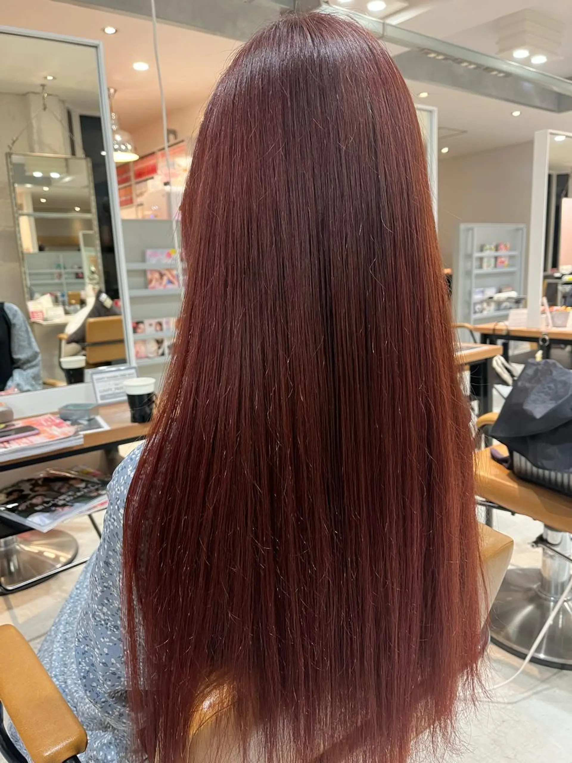 ロング u n aのヘアスタイル