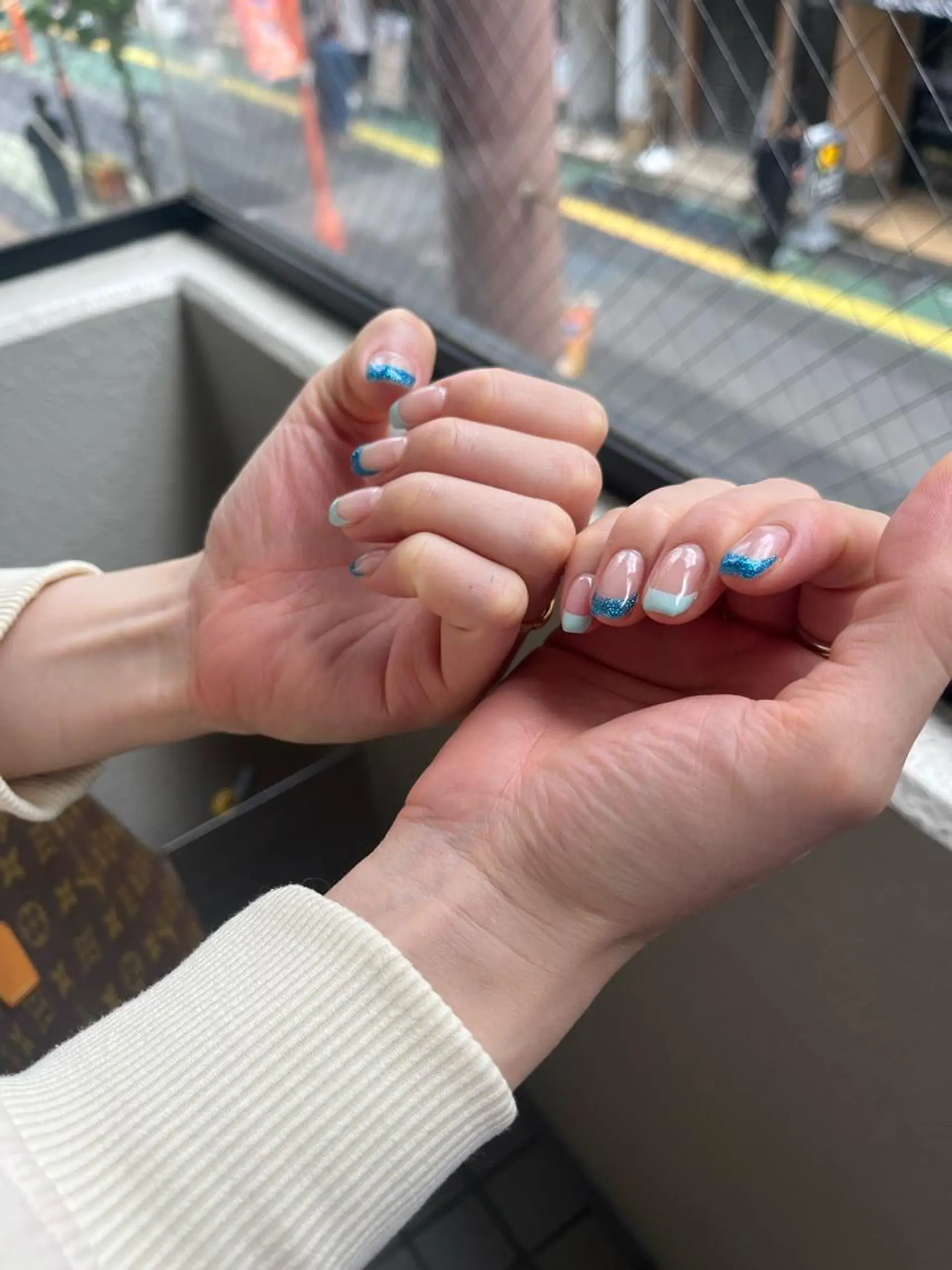 ネイル フレンチネイル ラメ(グリッター) Etel atelier。のネイルデザイン