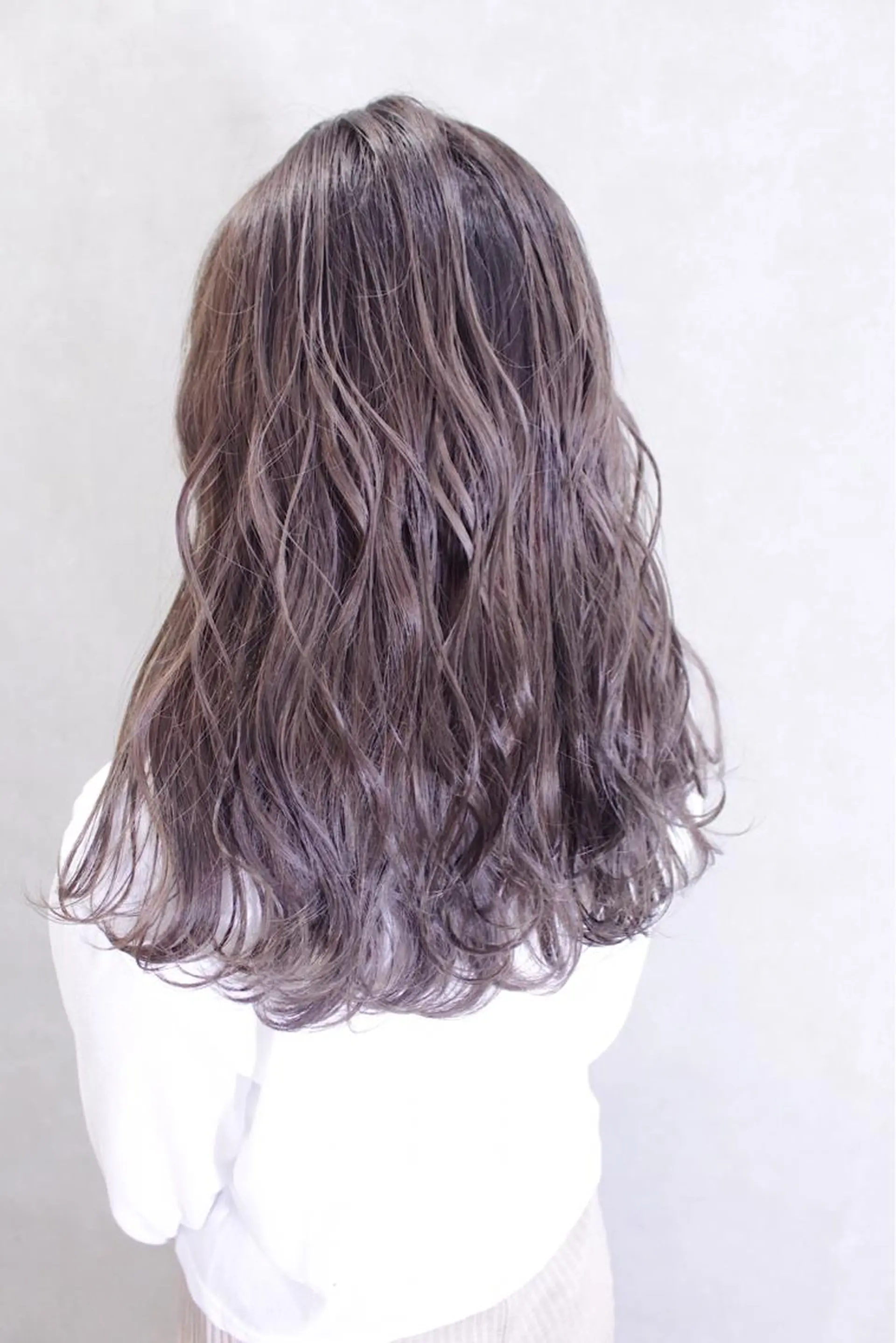 セミロング カラー ヘアアレンジ ヘアカラー トリートメント lani ブリーチ /ダブルカラーのヘアスタイル