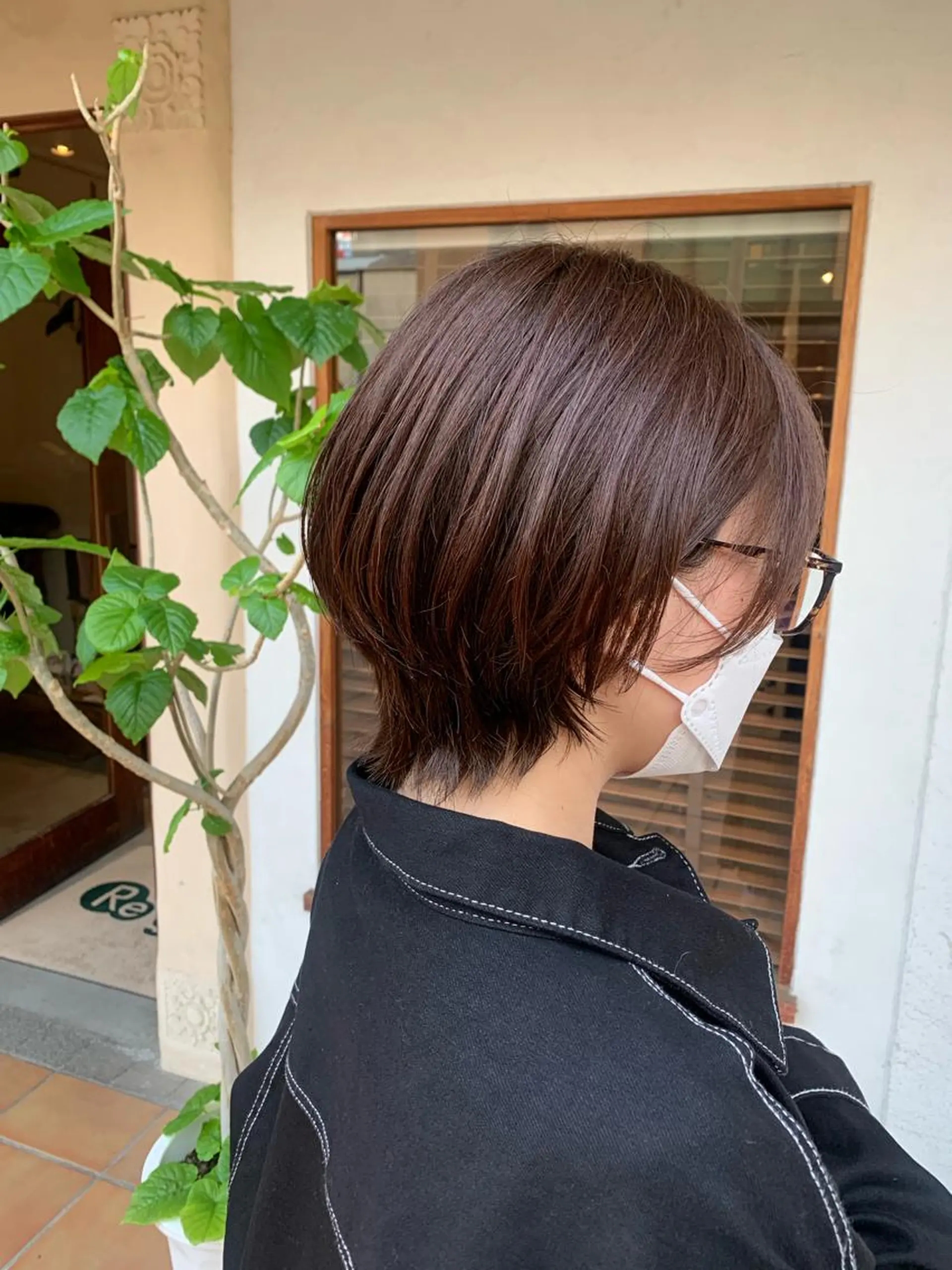 ショート カラー putri 川邉 優花のヘアスタイル