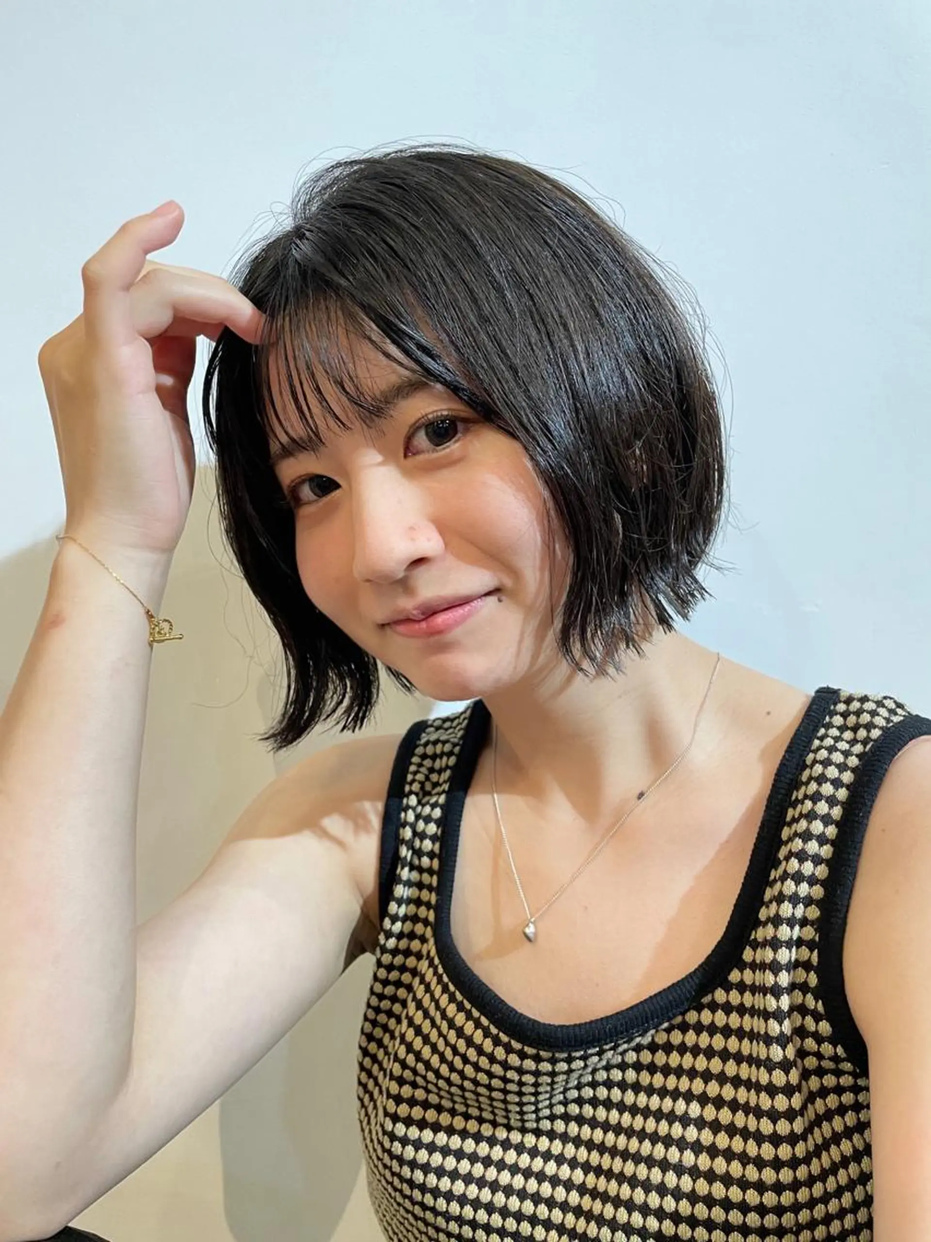 ショート カラー 平地 晃人のヘアスタイル