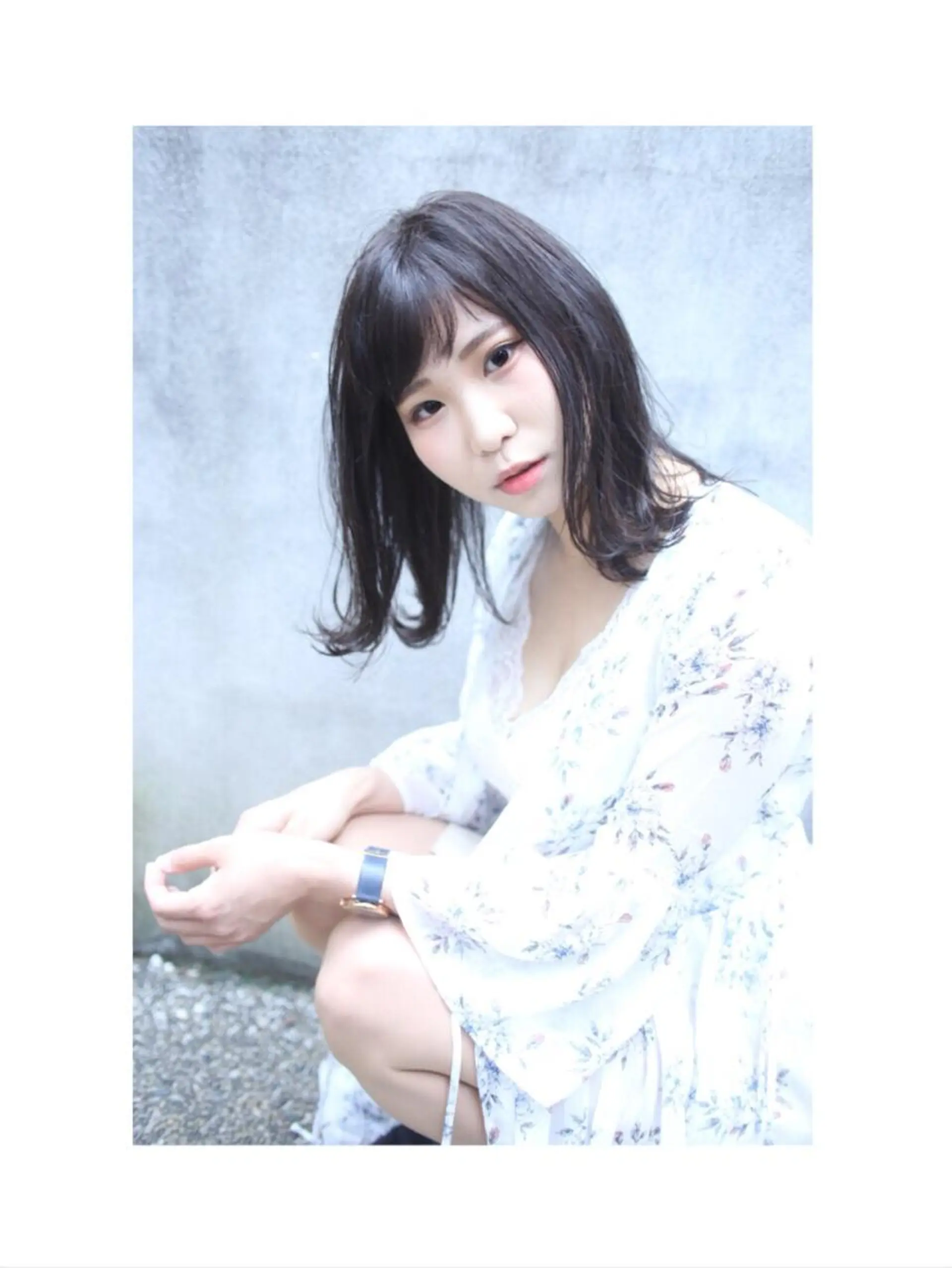 ミディアム カラー 外ハネヘア vato マンツーマンサロンのヘアスタイル