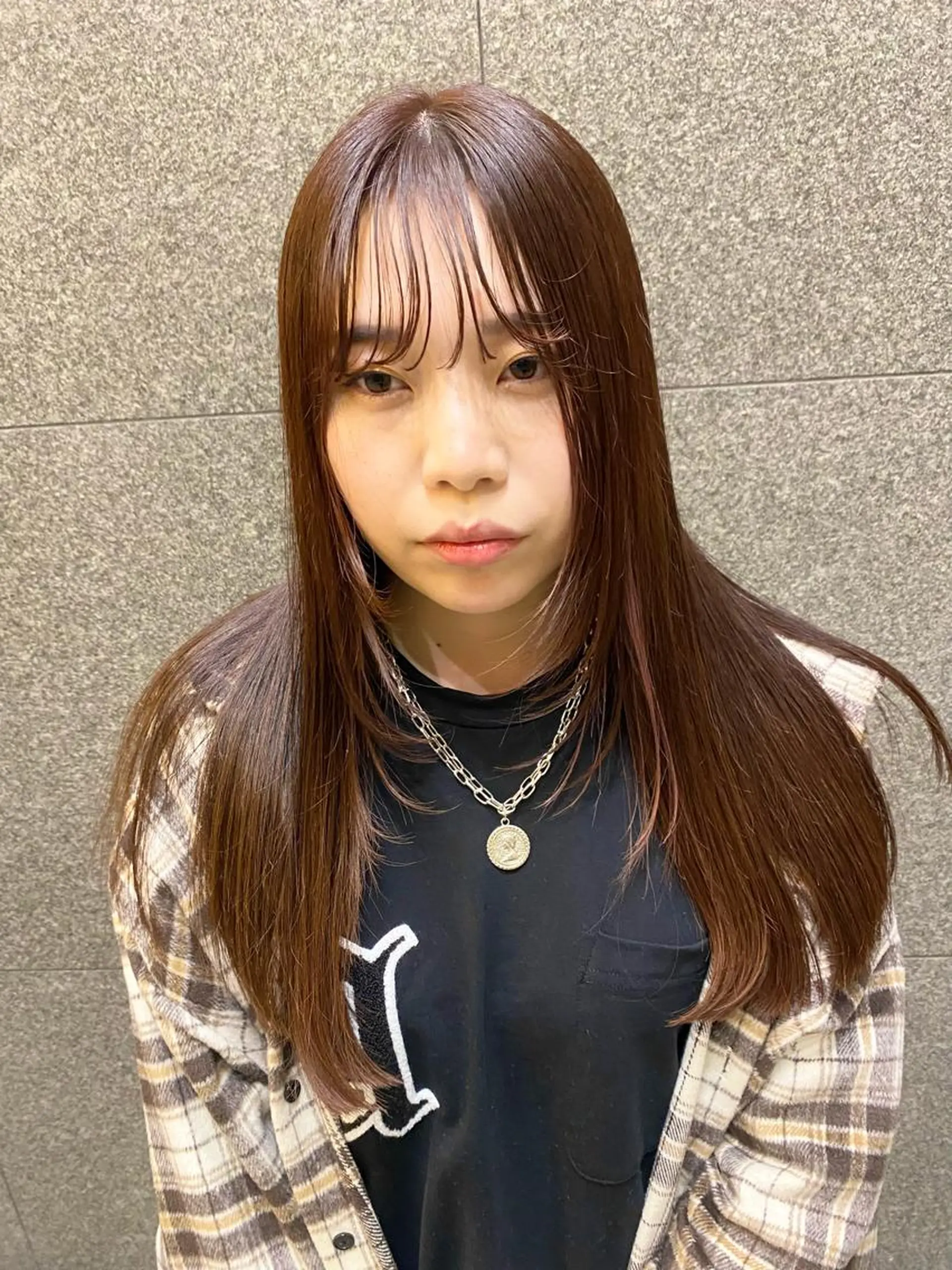 ロング 髪と音処　マトぺ所属・デザインカラー/ボブ ブリーチカラー/ユリのヘアスタイル