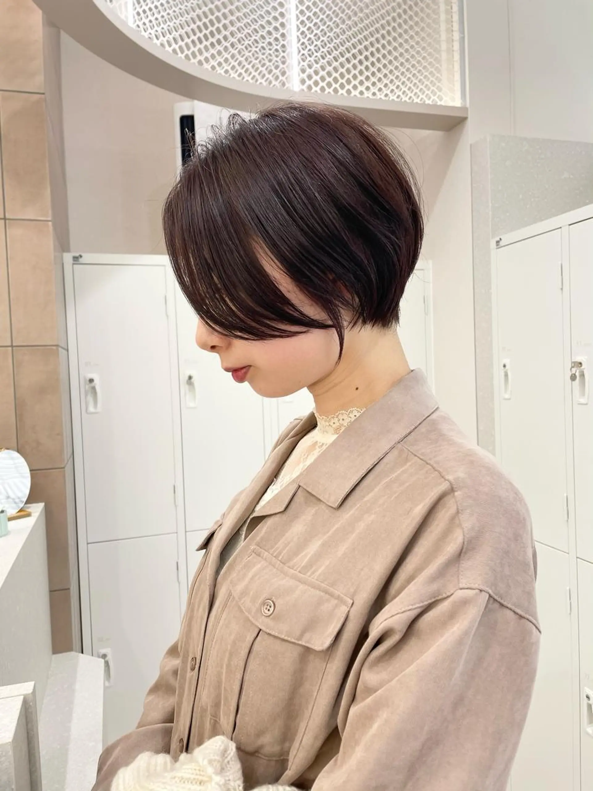 ショート カラー ショートボブ ショートレイヤー ハンサムショート 丸みショート ボブ カット ヘアカラー トリートメント ヘッドスパ 木原良 (キハラ リョウ)のヘアスタイル