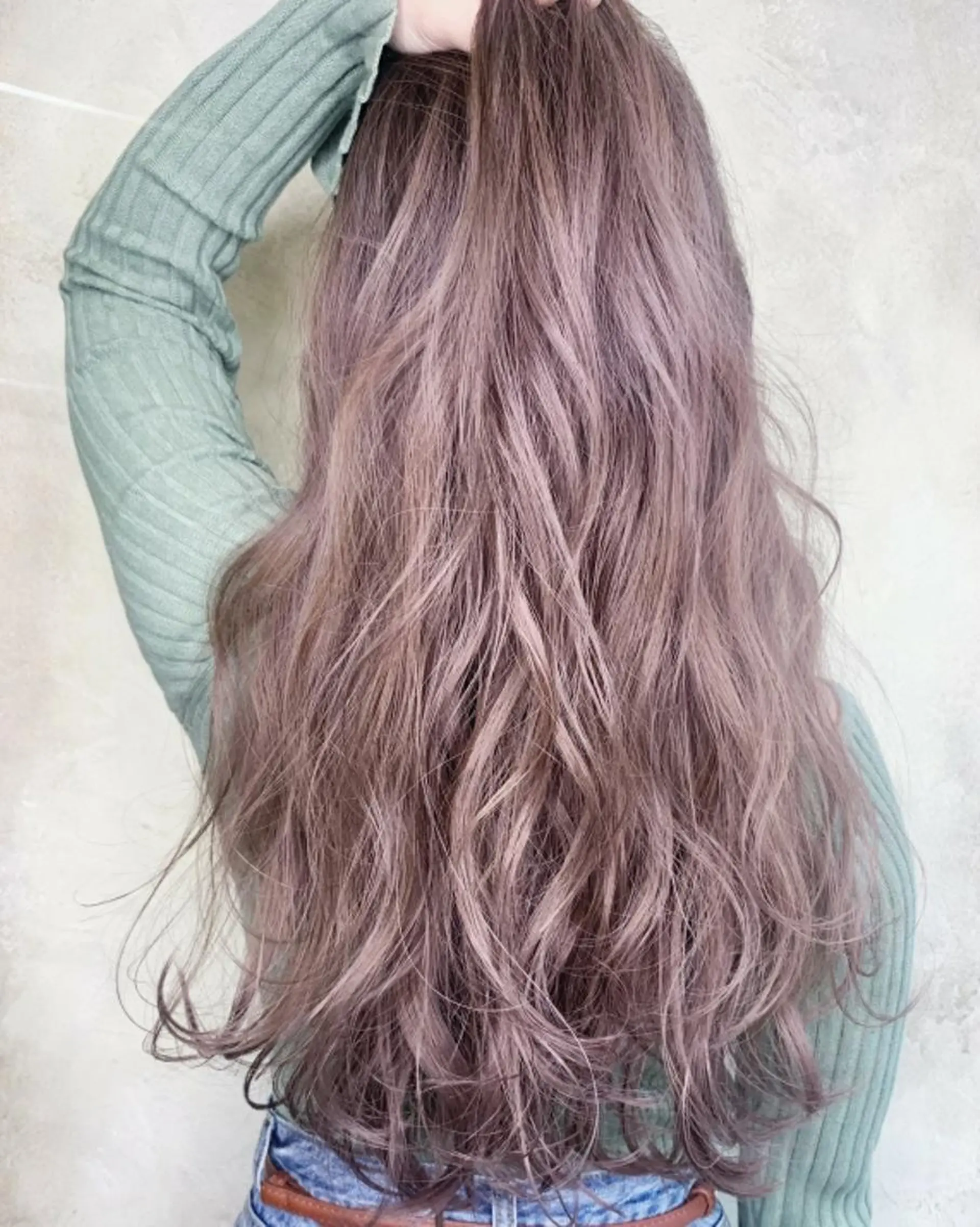 カラー ロング デザインカラー ハイライトカラー ハイトーンカラー イルミナカラー ハイライト N° aria 三軒茶屋のヘアスタイル