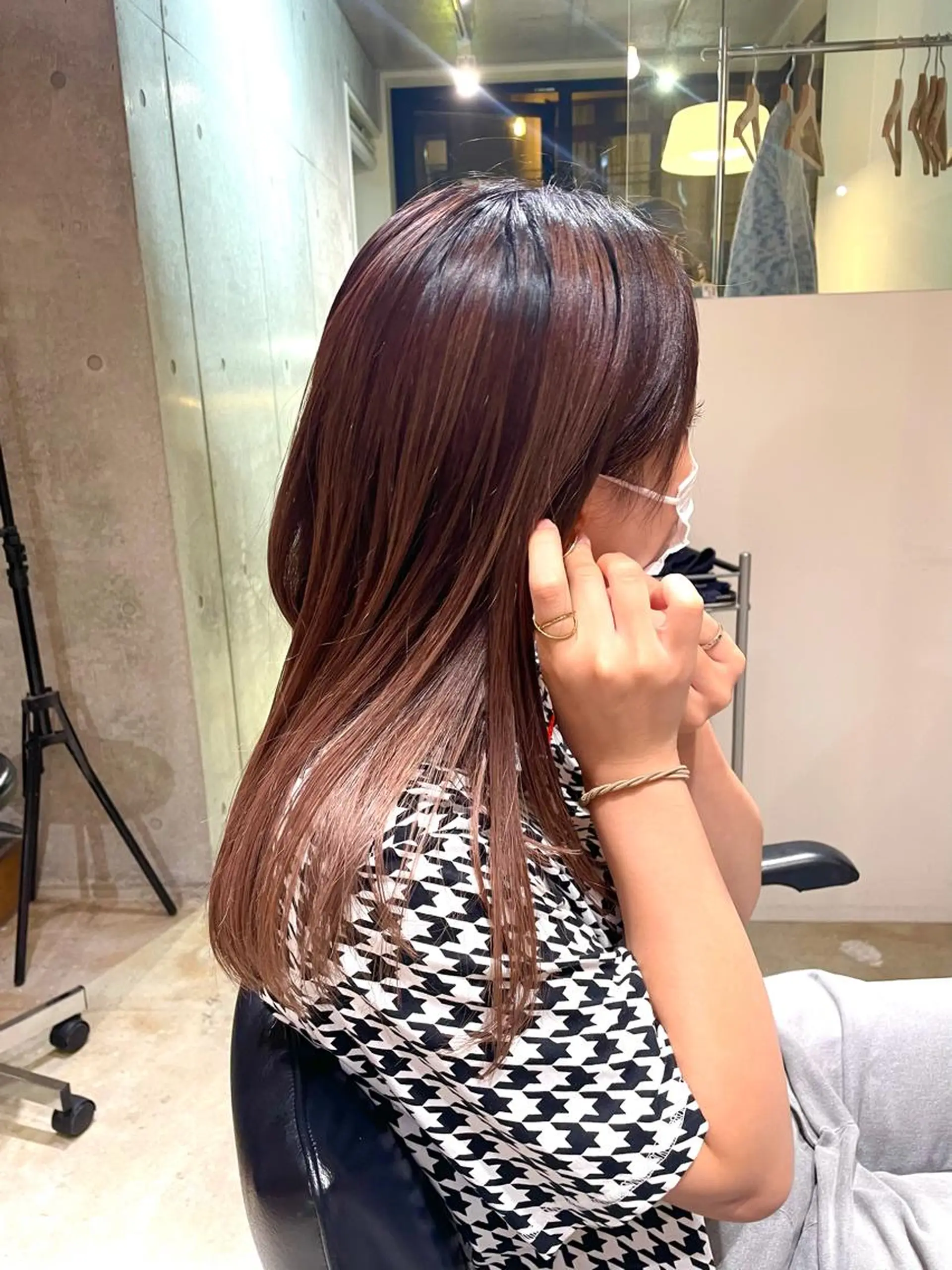 ロング カラー ヘアアレンジ GRAND OMOTESANDOのヘアスタイル