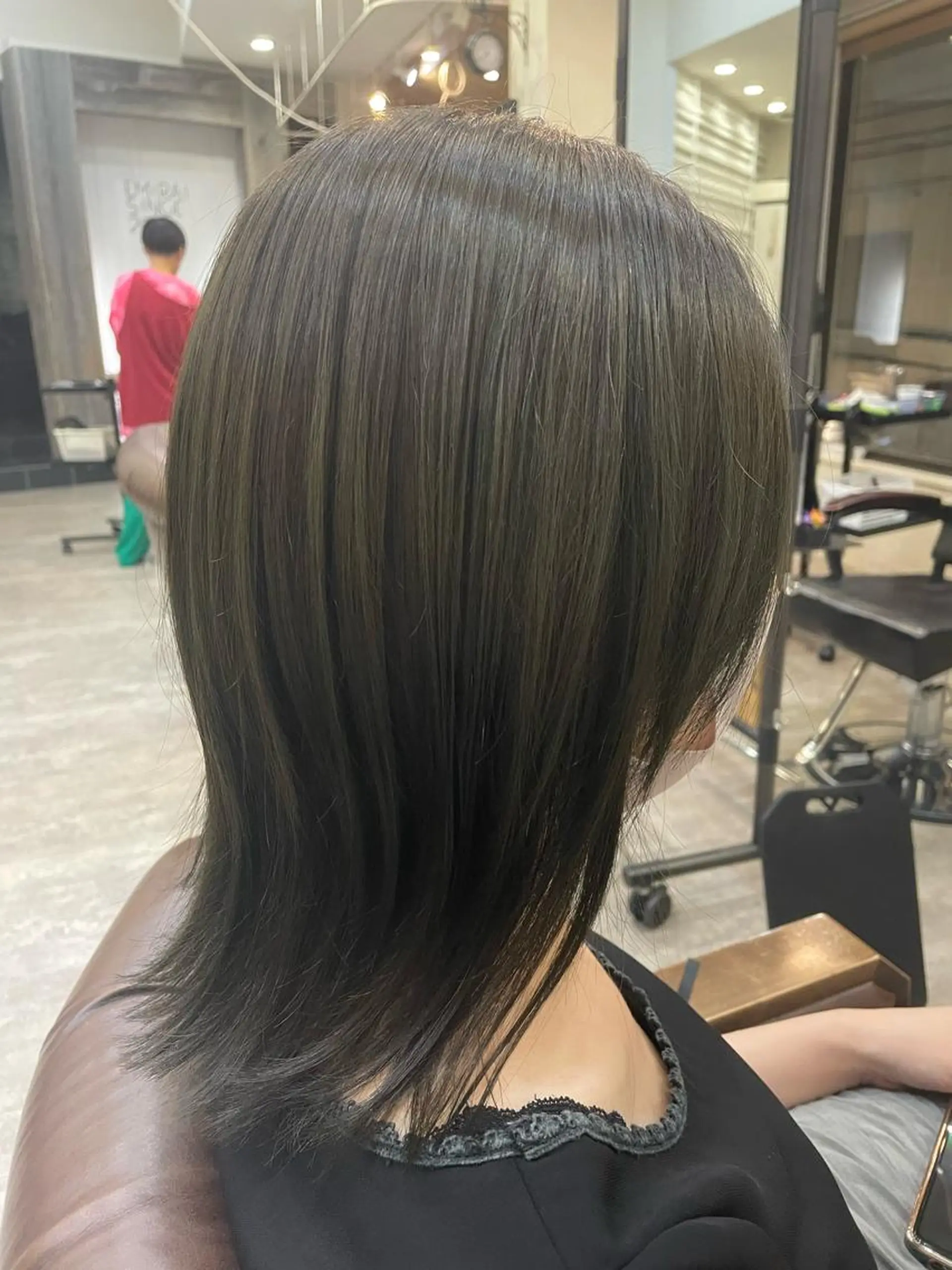 カラー ブリーチ グレージュ ブリーチなしカラー オリーブグレージュ オリーブグレー 前田リサコ🌹 ✨艶髪職人のヘアスタイル