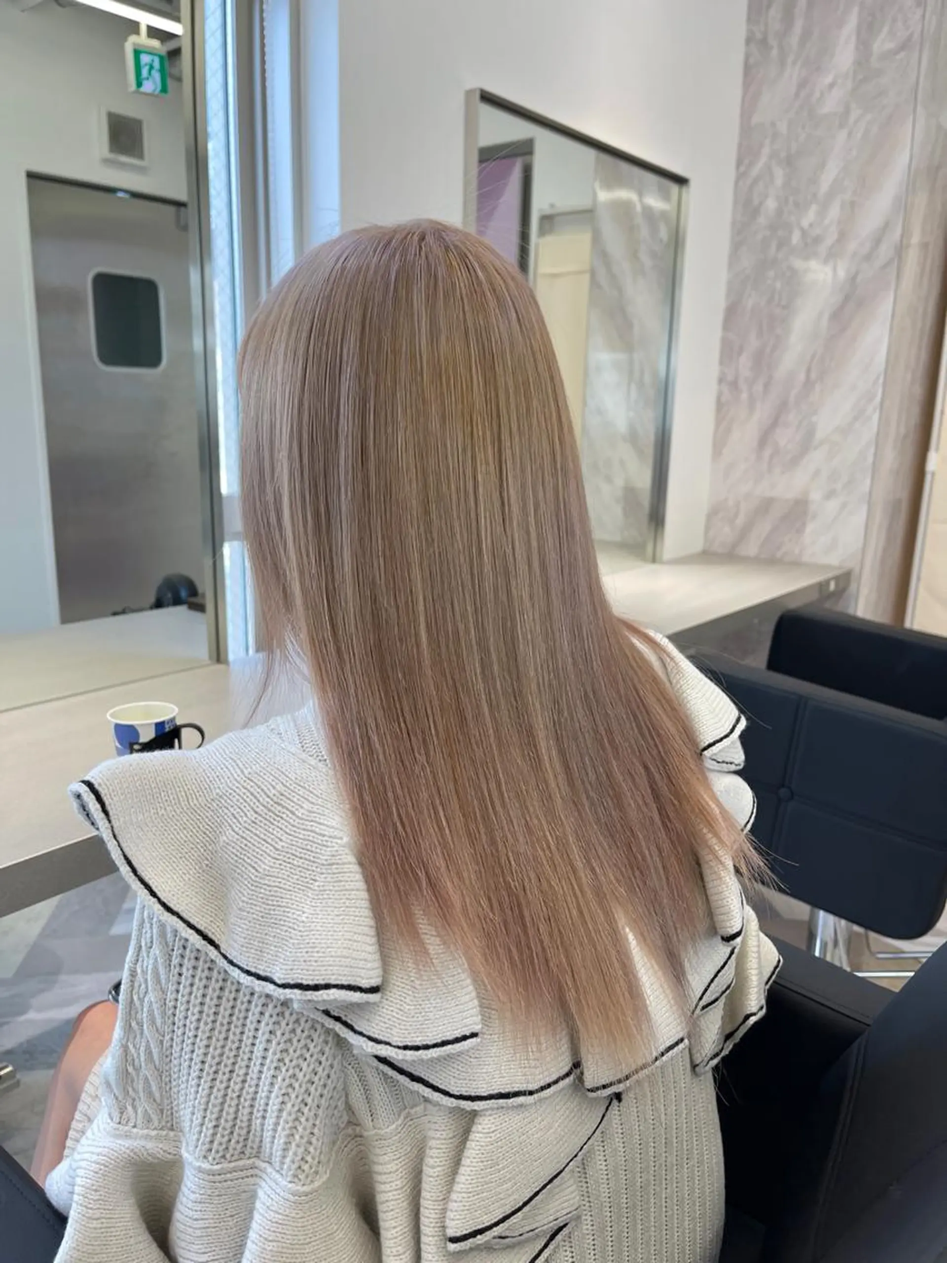 ロング カラー ブリーチ ハイトーンカラー カット ヘアカラー トリートメント himeka🪽 アレンジ/ブリーチのヘアスタイル