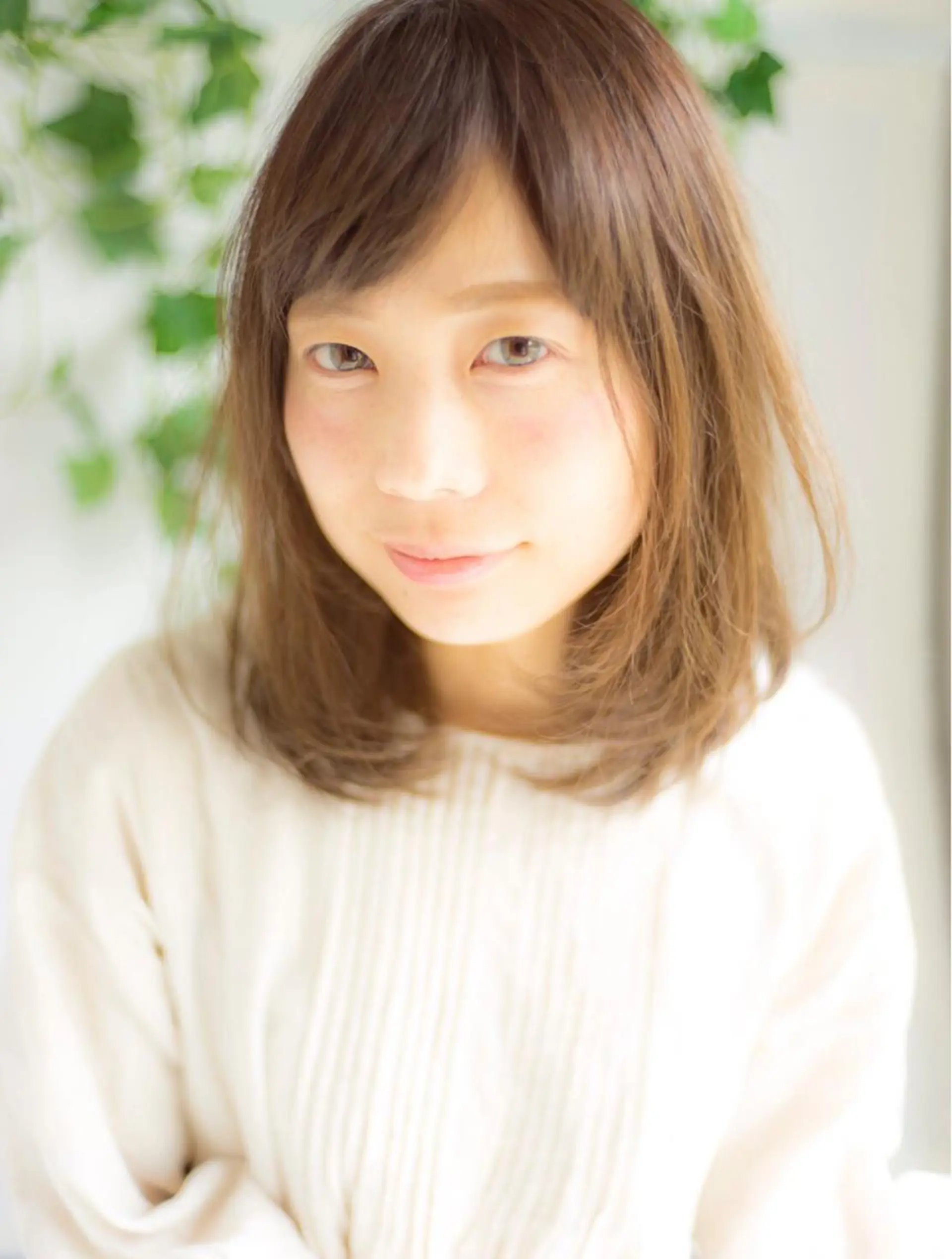 ミディアム カラー パーマ ツイスパ・波巻き 🩵片平和香奈のヘアスタイル