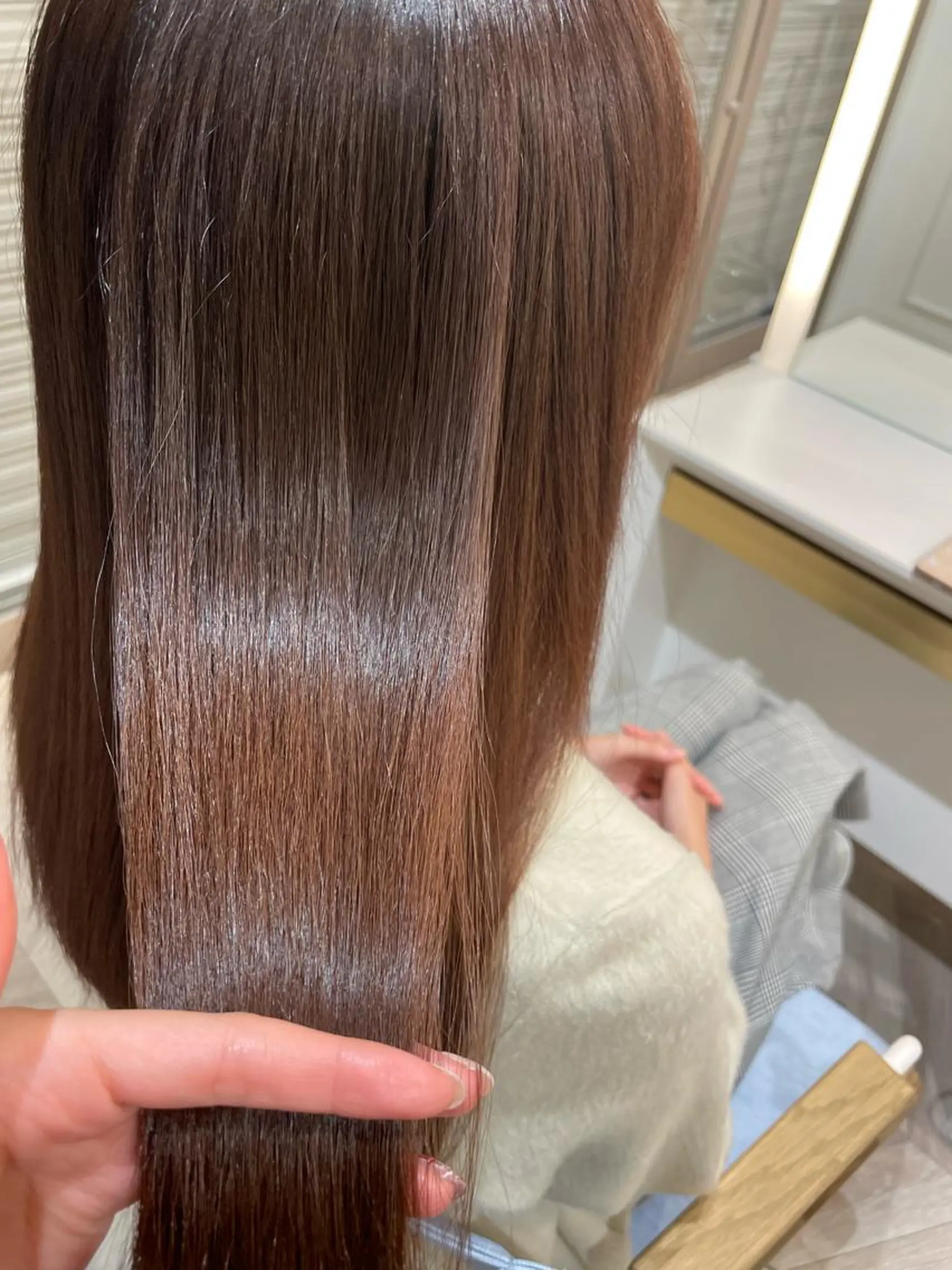 ロング カラー トリートメント 💐レイヤー/透明感 カラー💐智口彩香のヘアスタイル