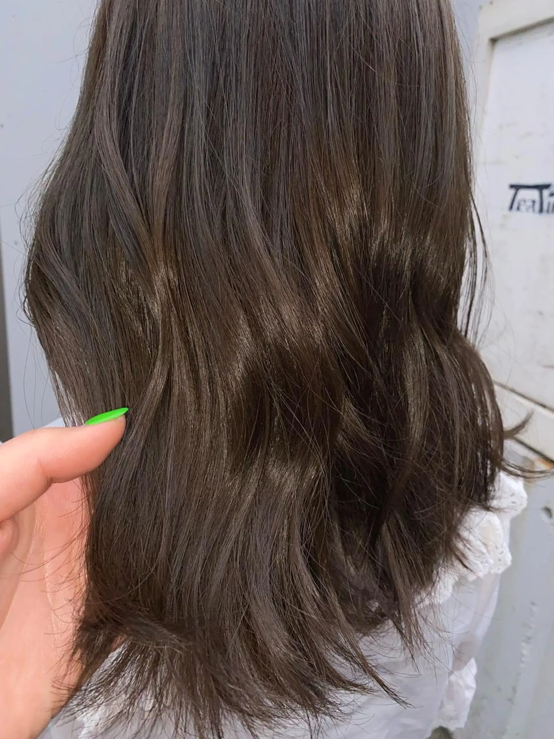 ミディアム カラー オリーブカラー お任せヘア☘️☘️ 及川渚のヘアスタイル