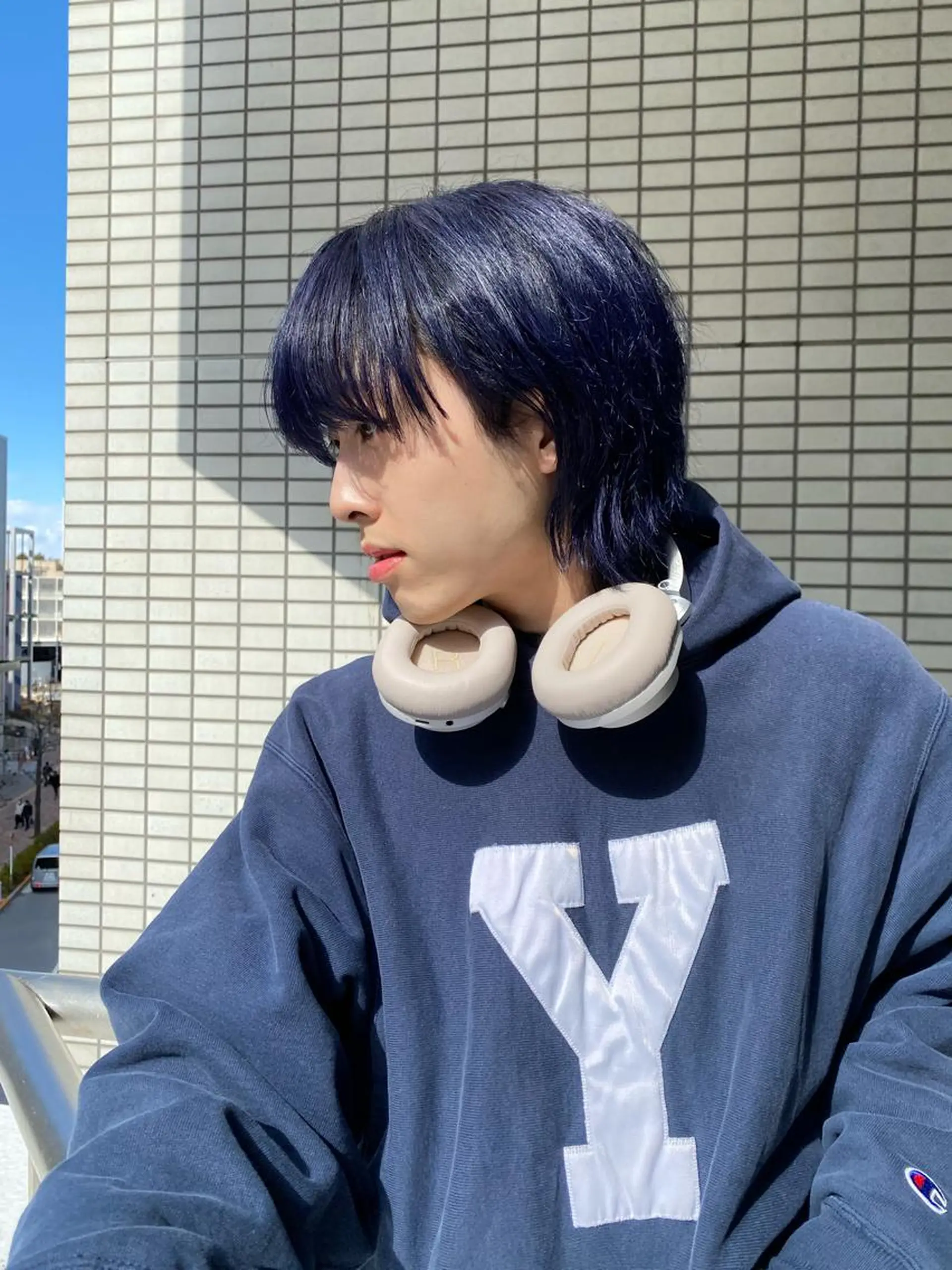 ショート カラー メンズ メンズバレイヤージュ メンズブリーチ センターパート フェードカット メンズハイライト yiye 青山所属・無料カットモデル募集 🌱ひょうがのヘアスタイル