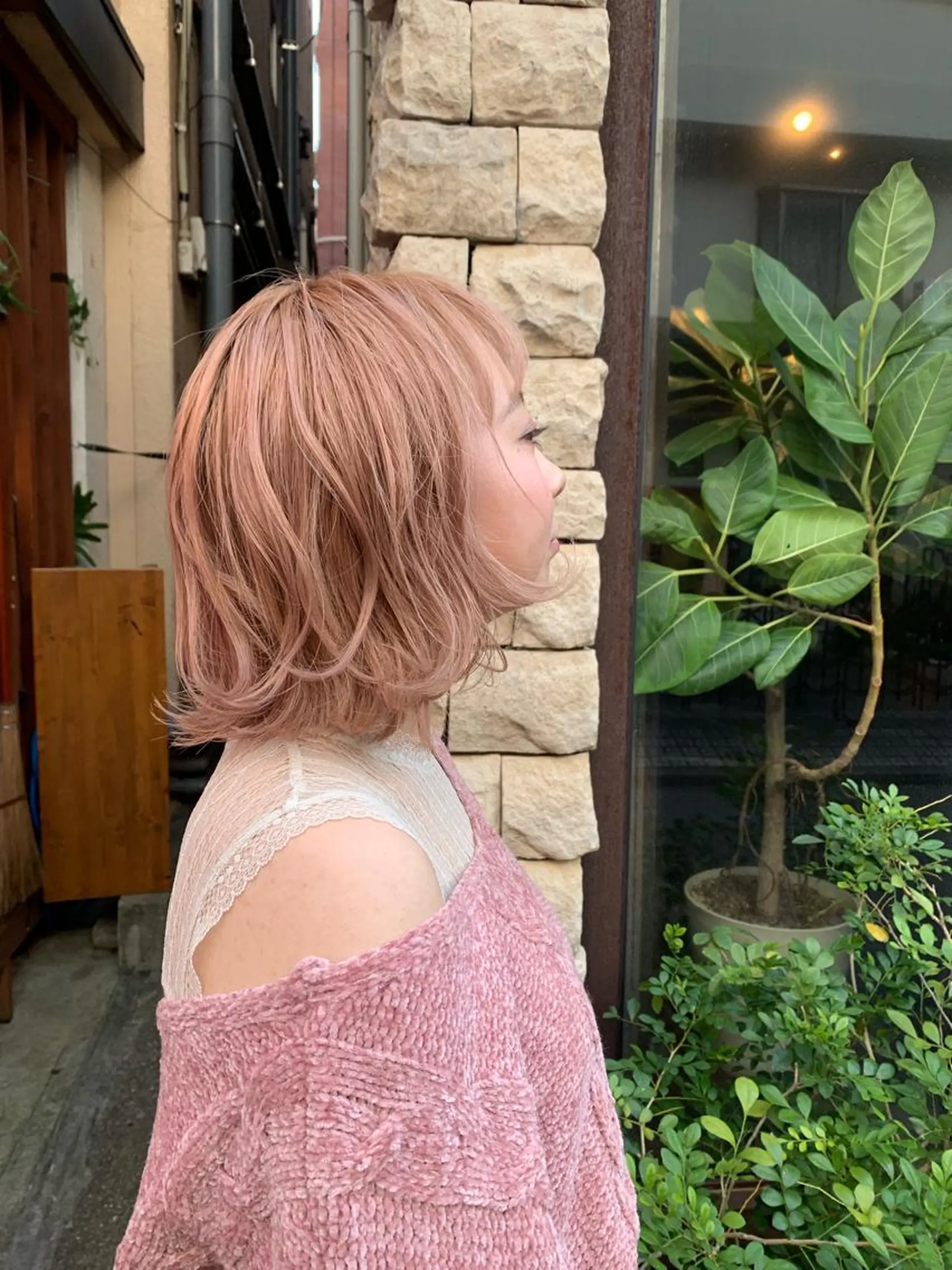 ショート カラー パーマ ベージュカラー ピンクカラー ピンクベージュ シアーピンク カット ヘアカラー トリートメント Libre×Reco所属・Libre 西野圭一のヘアスタイル