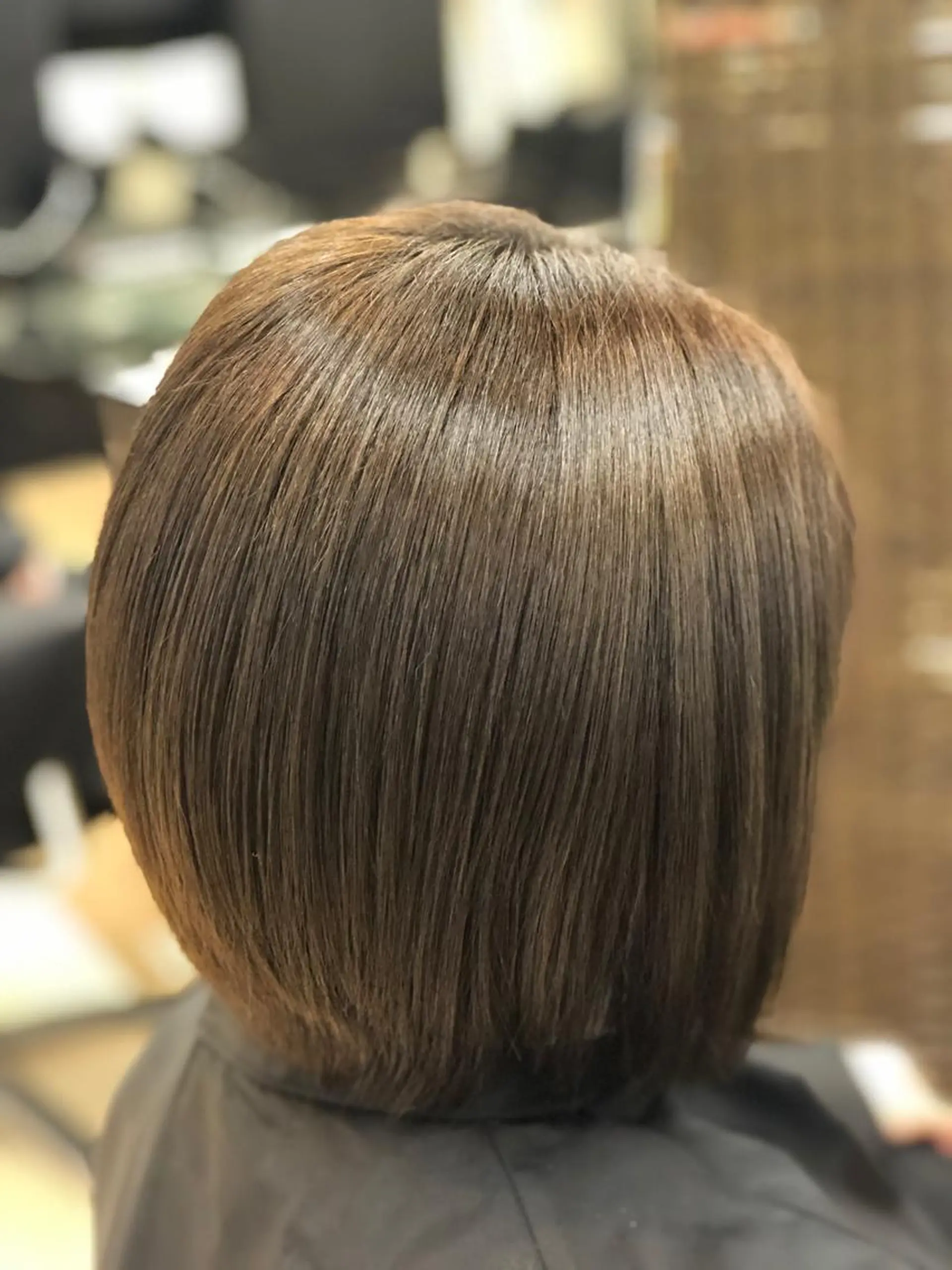 ショート カラー 嶌田 沙紀のヘアスタイル