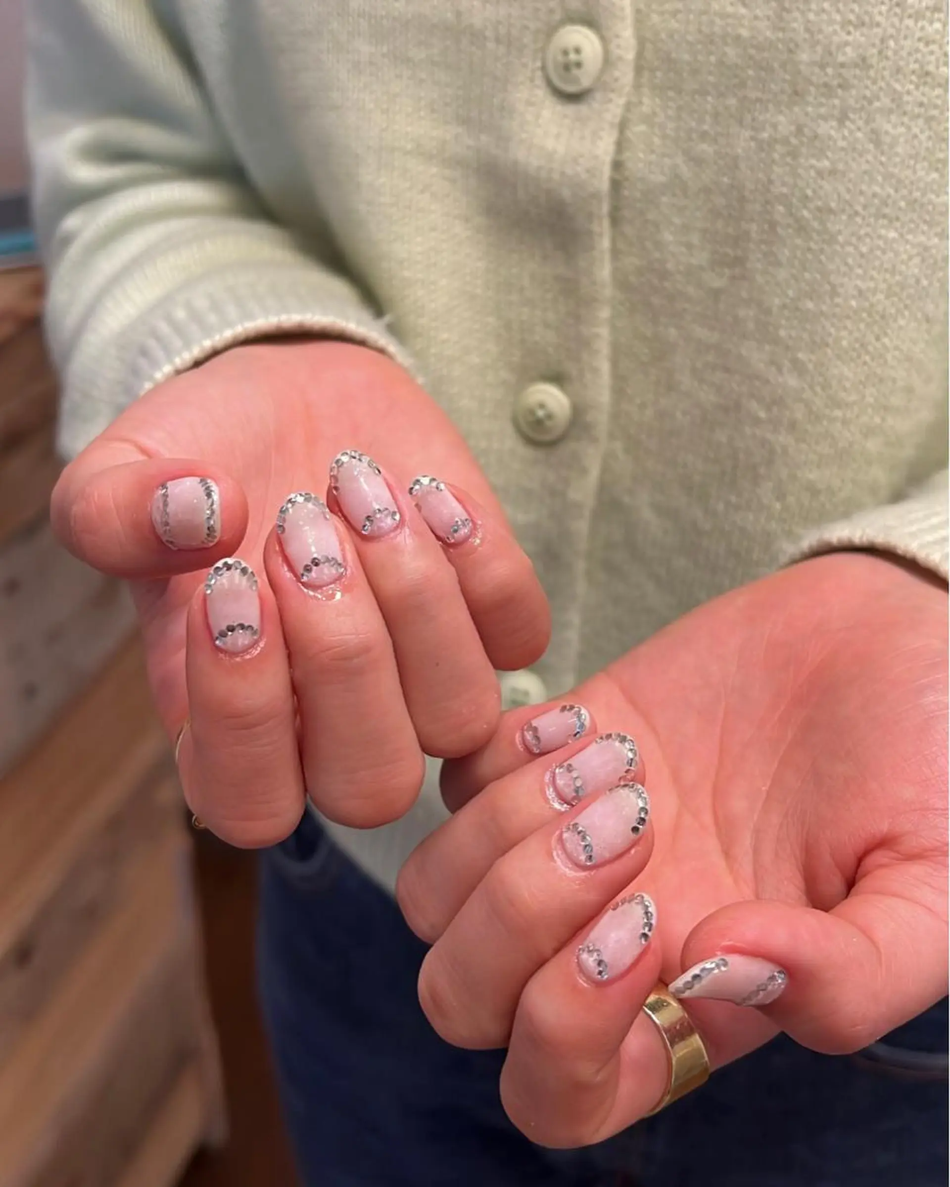 ネイル ハンドネイル フットネイル ハンドケア Nes.Nail所属・Miyagi Asamiのネイルデザイン