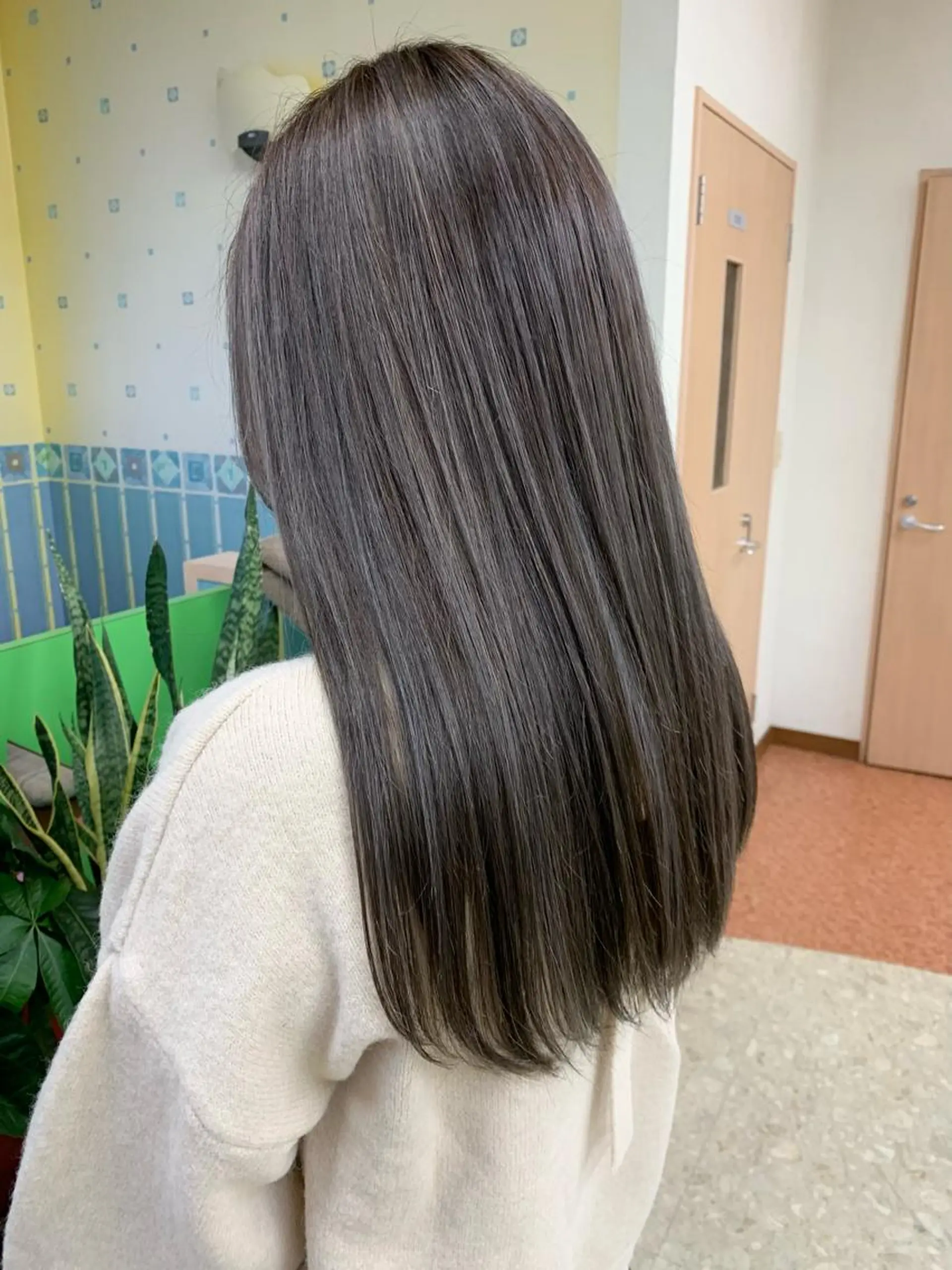 ロング ハイライト River,Land所属・yui .のヘアスタイル