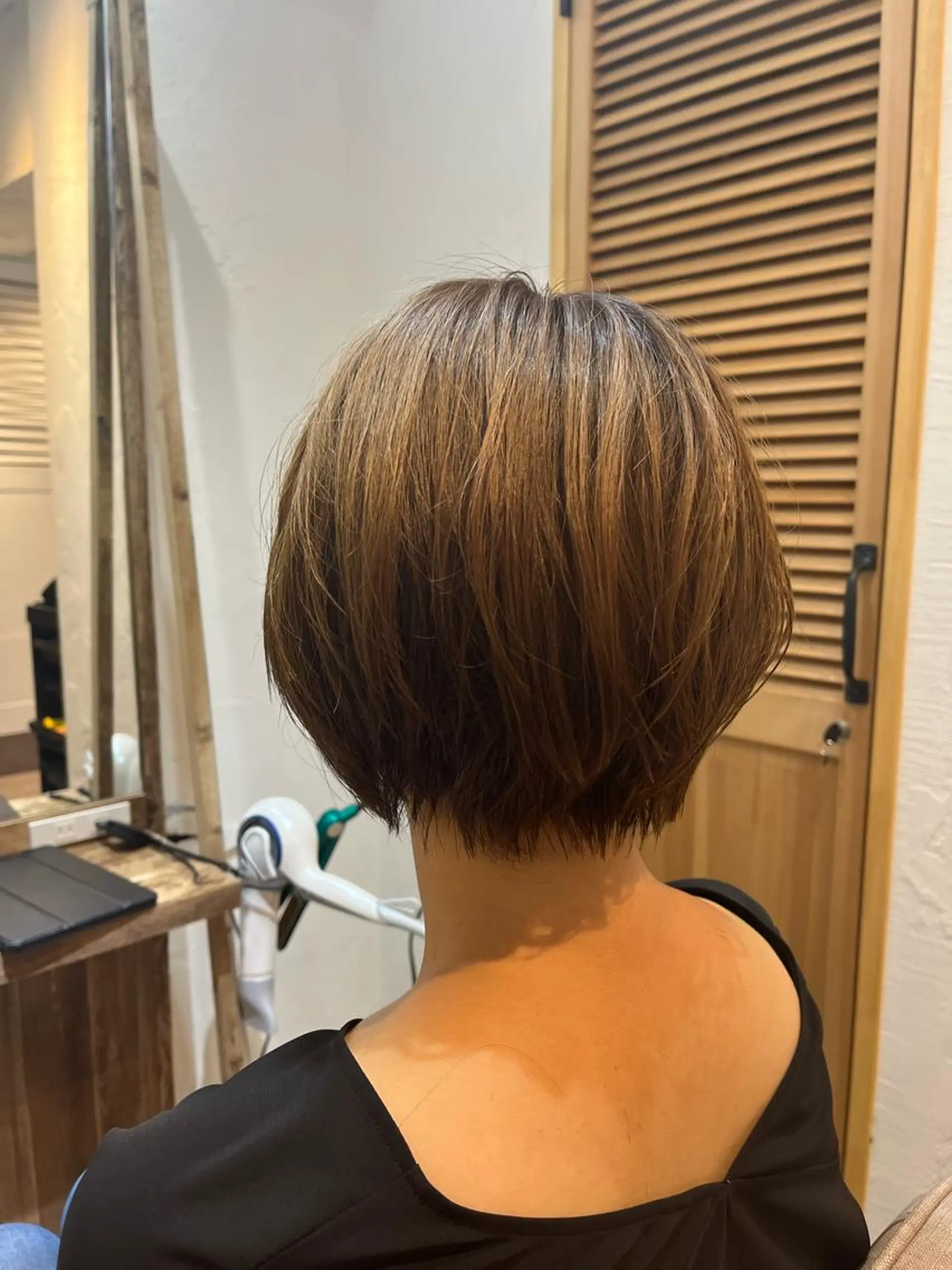 ショート カラー カット ヘアカラー トリートメント 香取 康平のヘアスタイル
