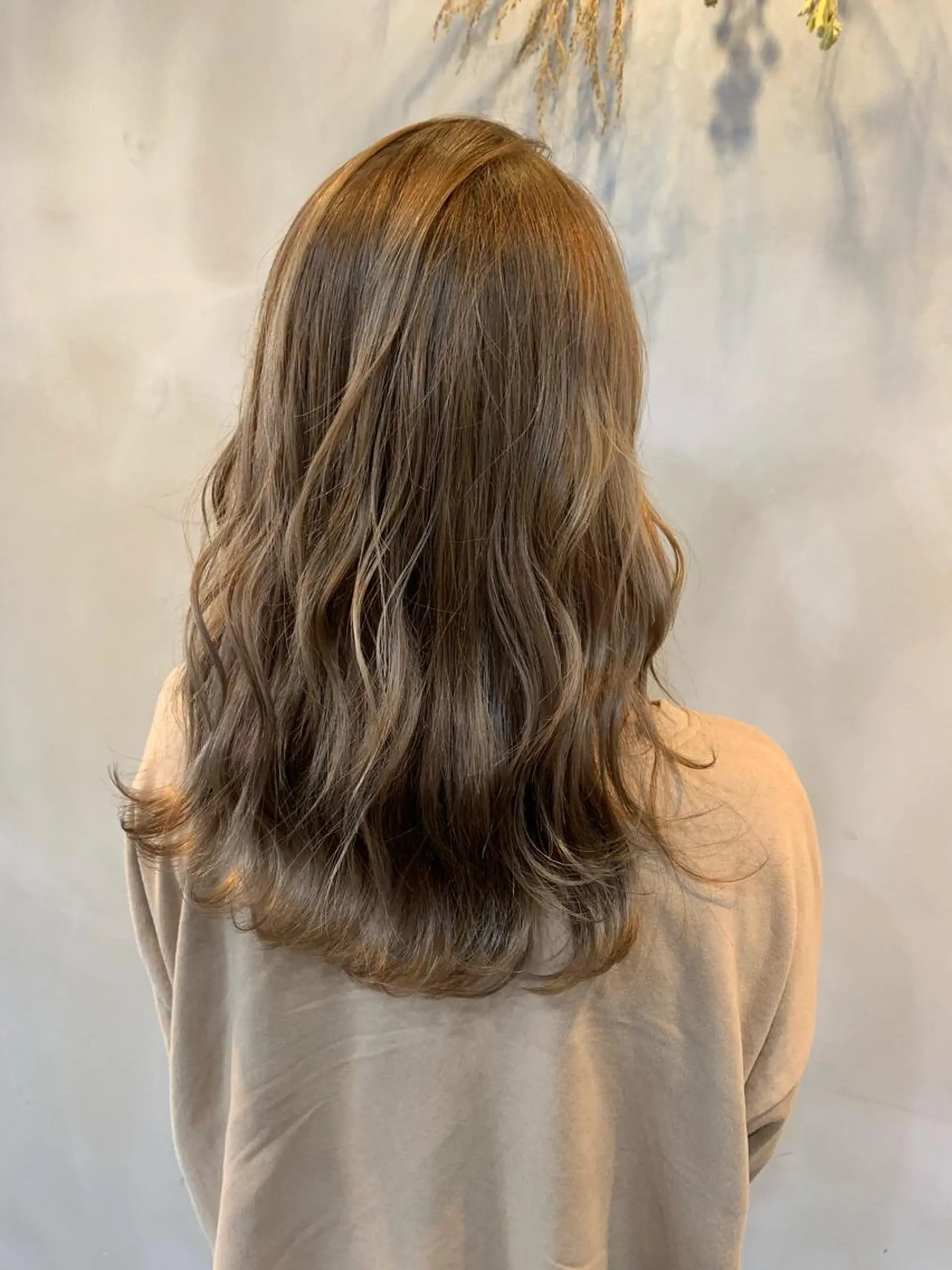 ロング ハイライト カット ヘアカラー トリートメント 山本 みきのヘアスタイル