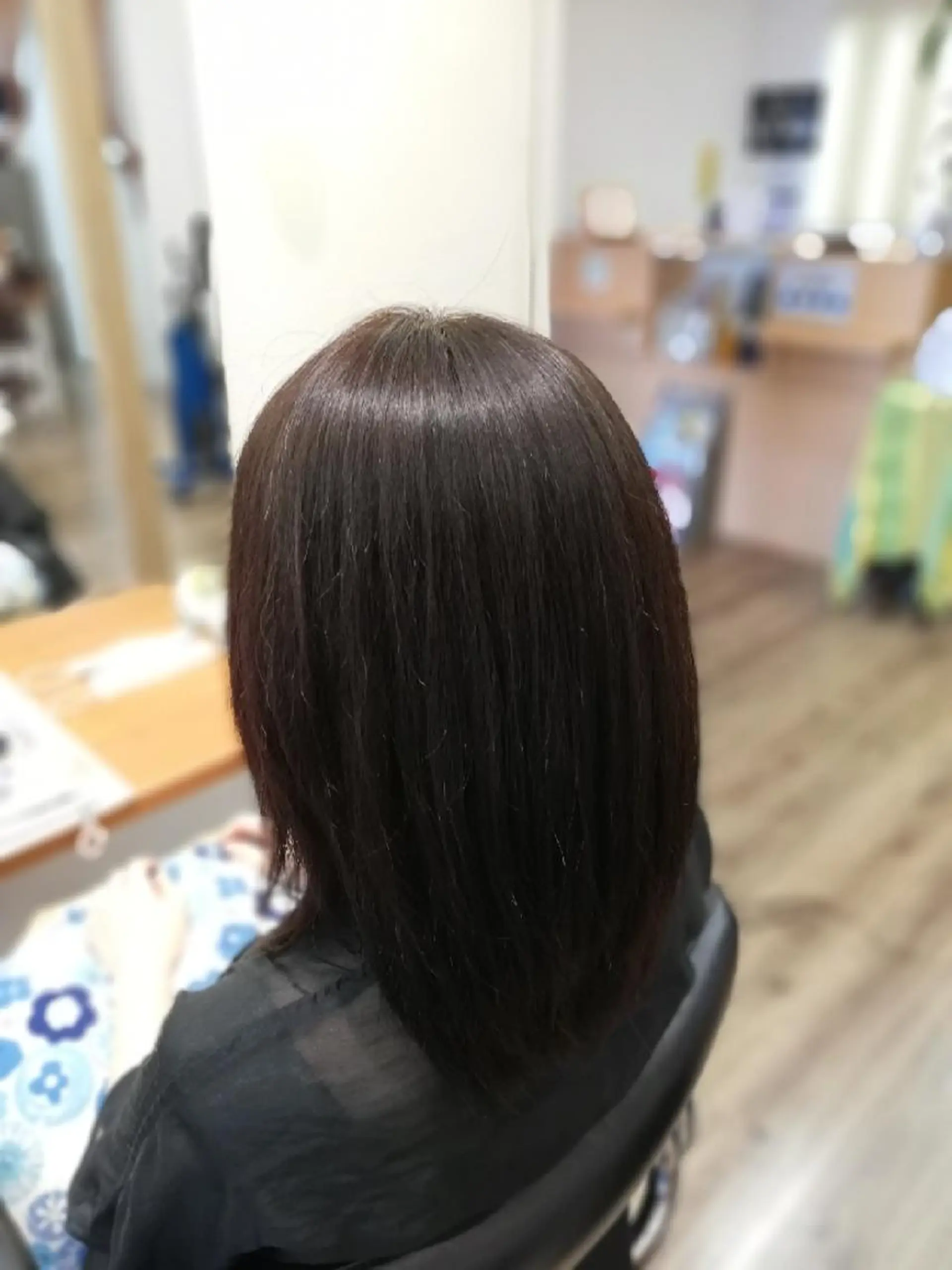 セミロング パーマ 北林 弘展のヘアスタイル