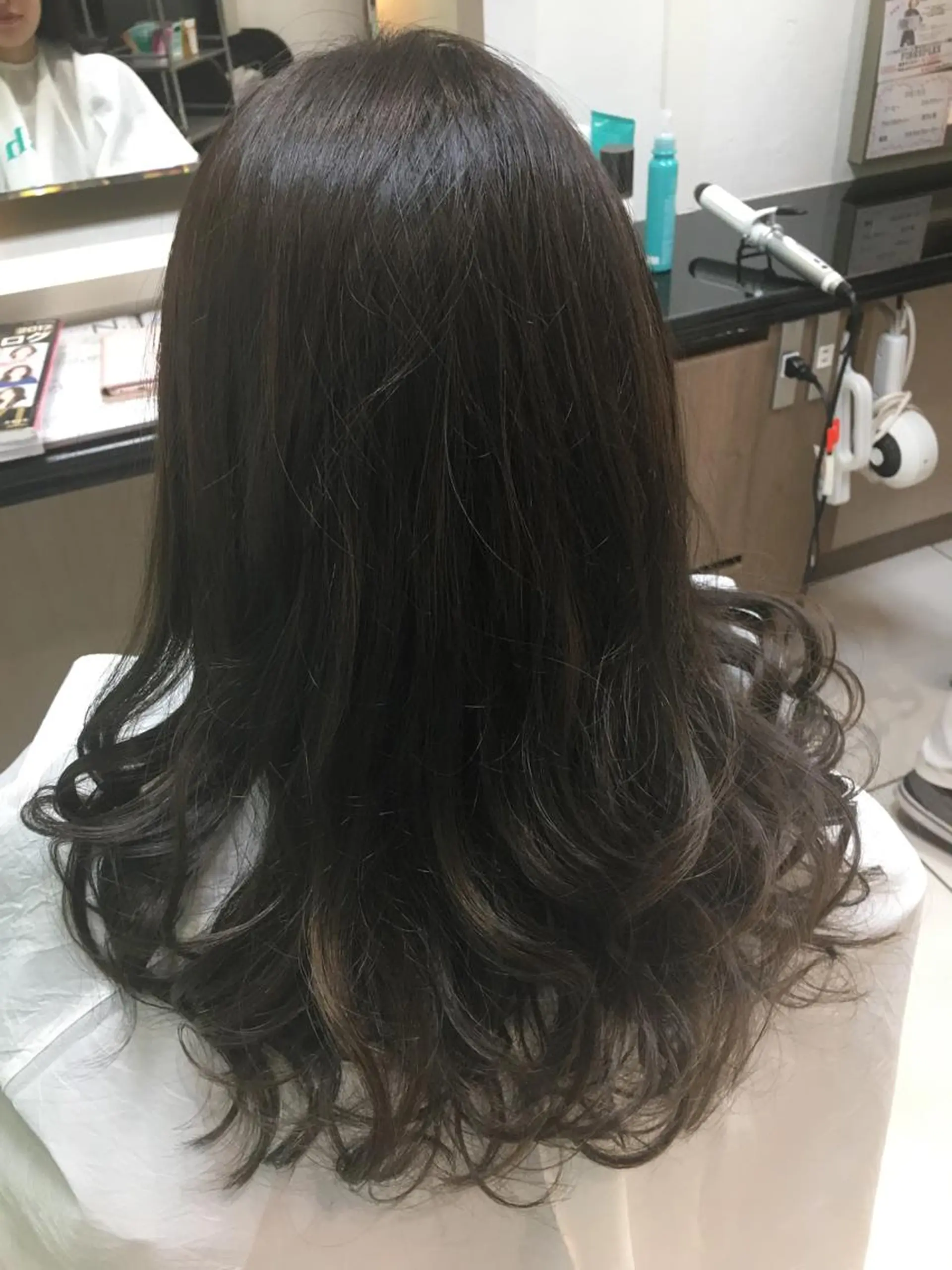 ロング カラー カット パーマ トリートメント 日野 祥のヘアスタイル