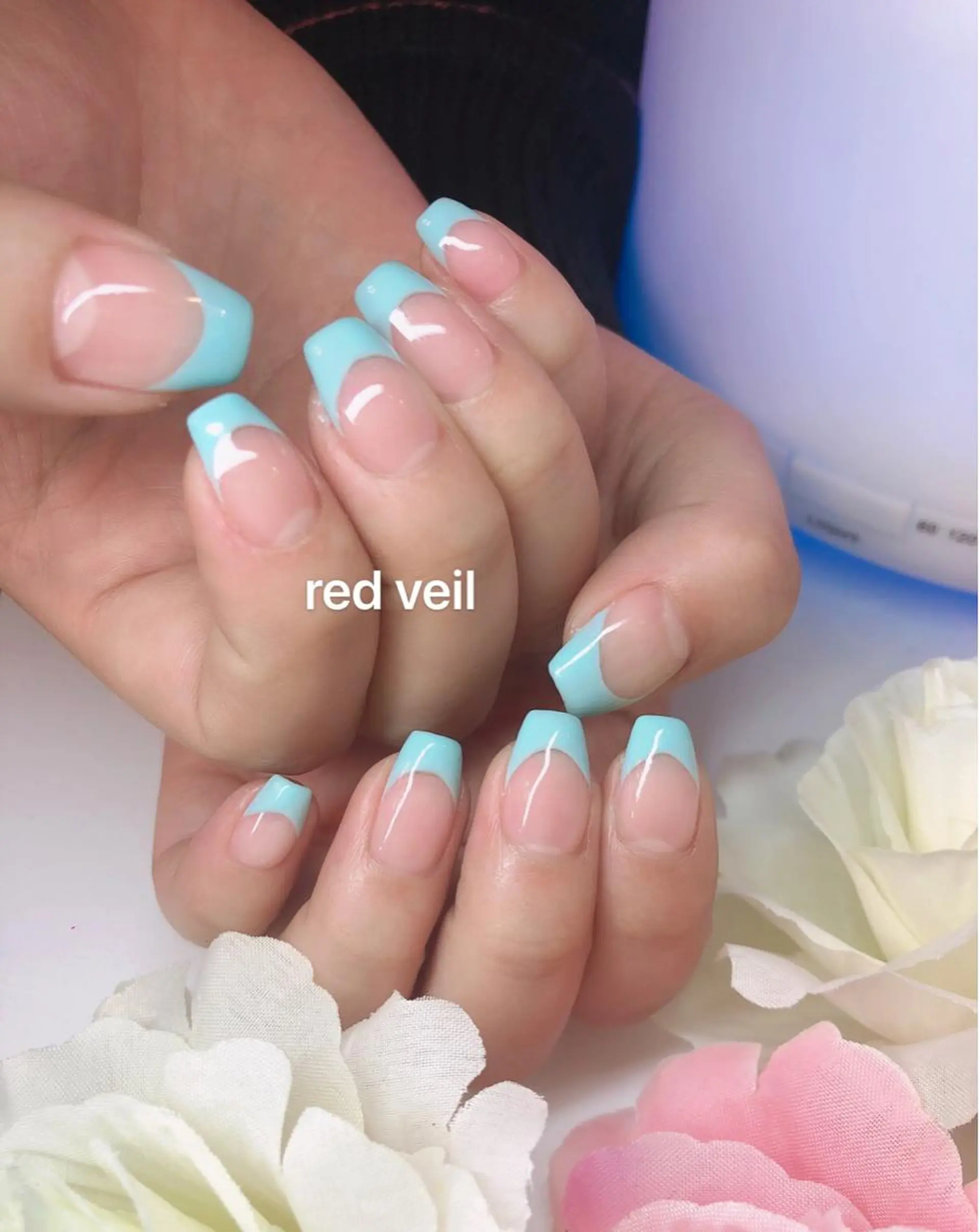 ミディアム ネイル ハンドネイル 長さ出し専門 nynaのネイルデザイン