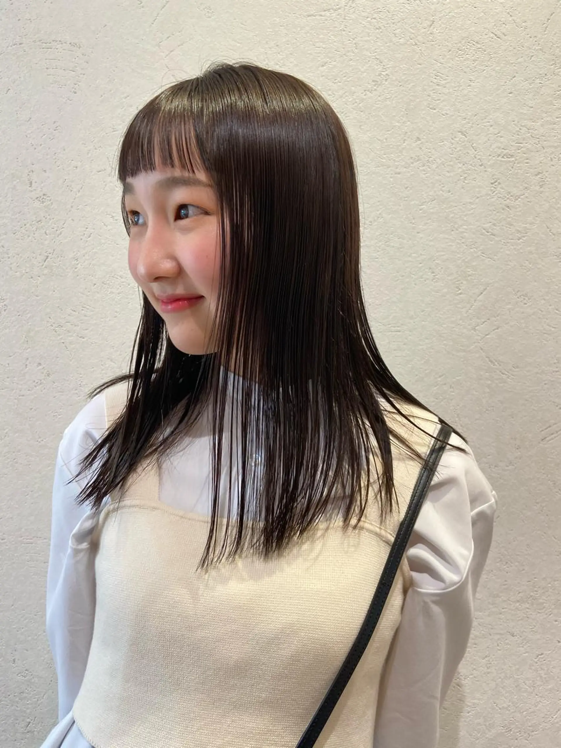 セミロング カラー ヘアアレンジ グレージュ オリーブグレージュ オリーブグレー オン眉 パーマ指名No1 /namiのヘアスタイル