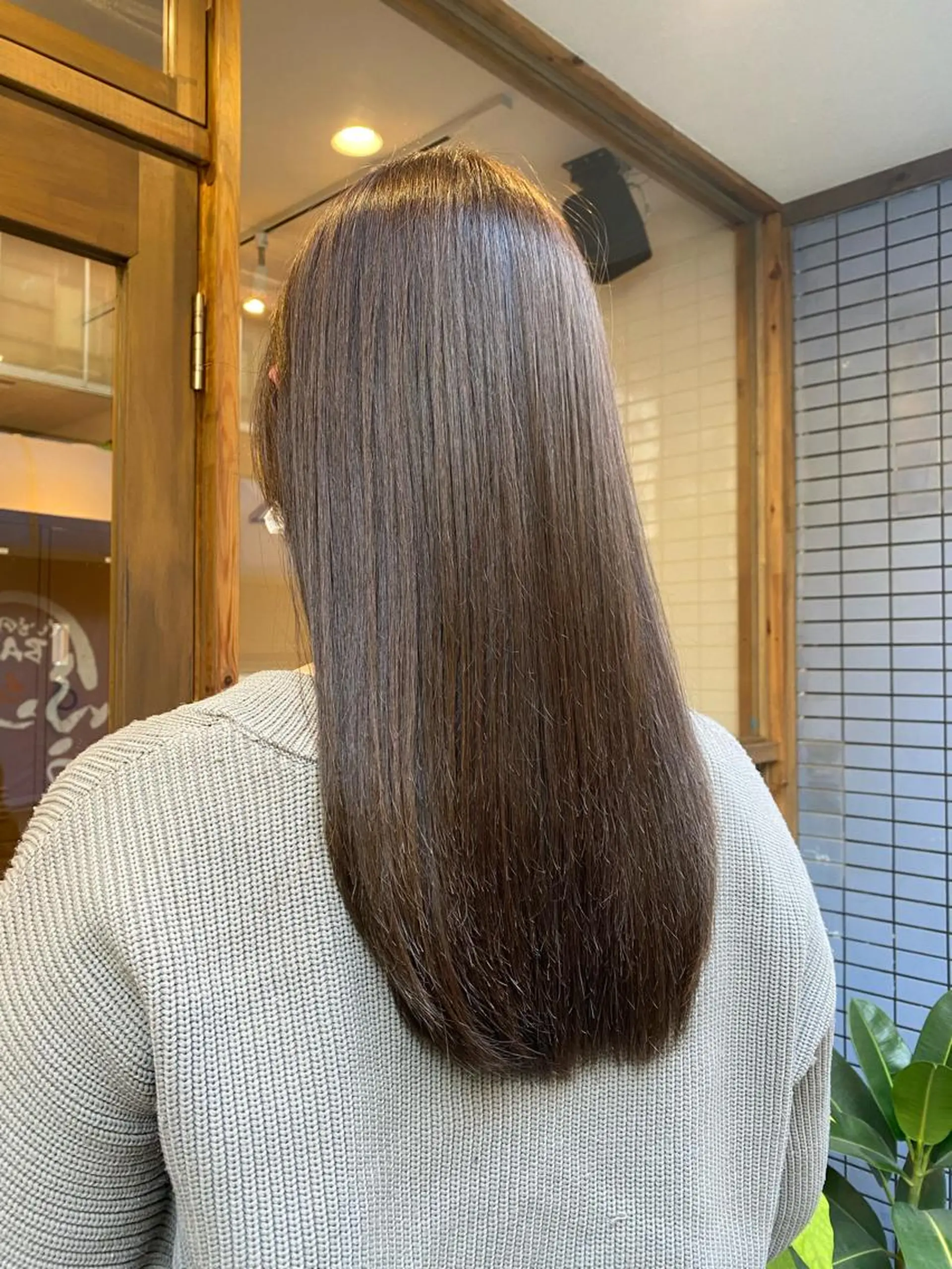 カラー アッシュ アッシュグレー アッシュグレージュ グレージュ Lien's所属・Lien's teraのヘアスタイル