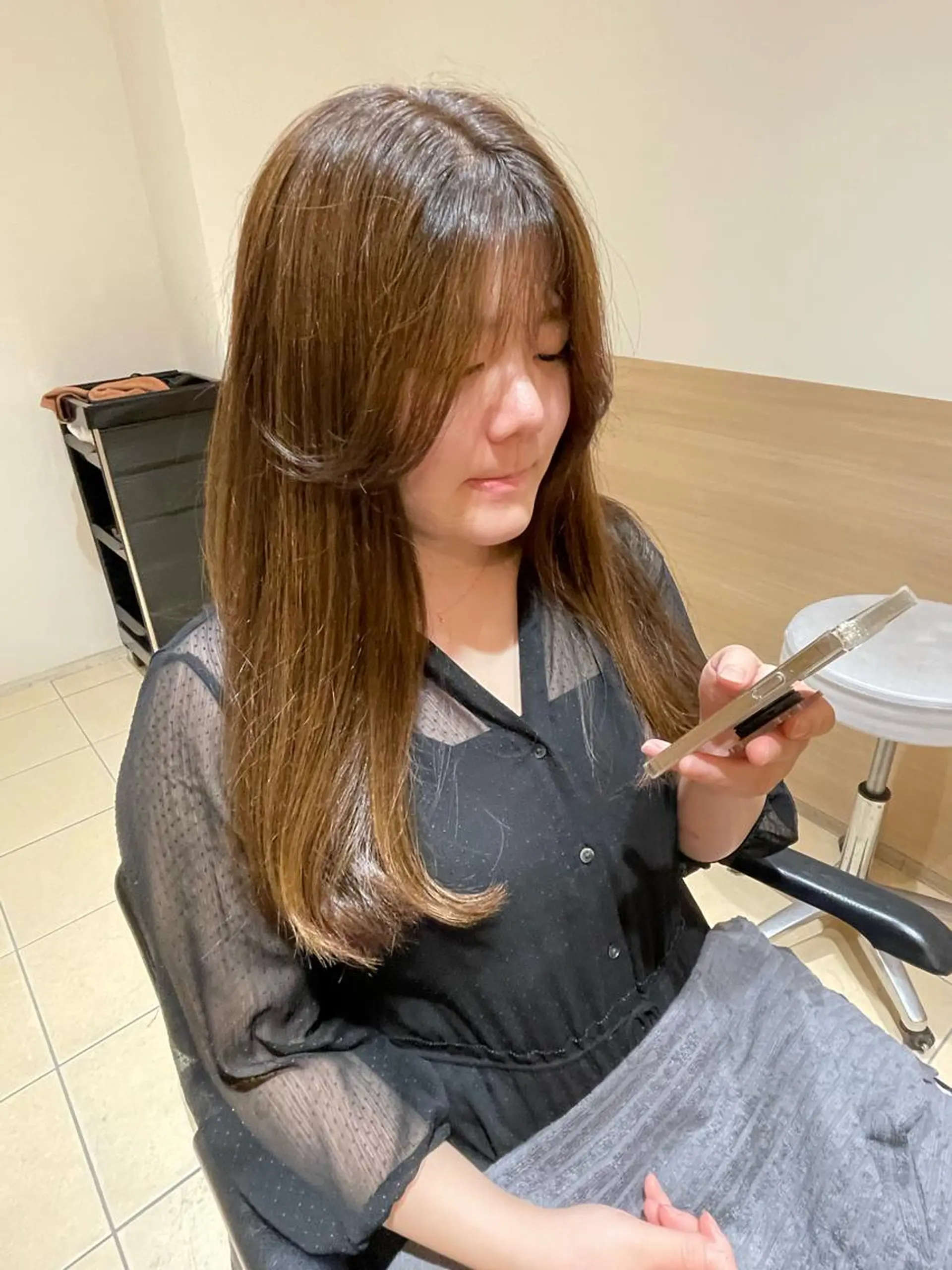 ロング カラー ブラウンカラー ケアカラー ナチュラルブラウン ピンクカラー ピンクブラウン カット ヘアカラー GO TODAY SHAiRE SALON所属・天野 瑠真のヘアスタイル