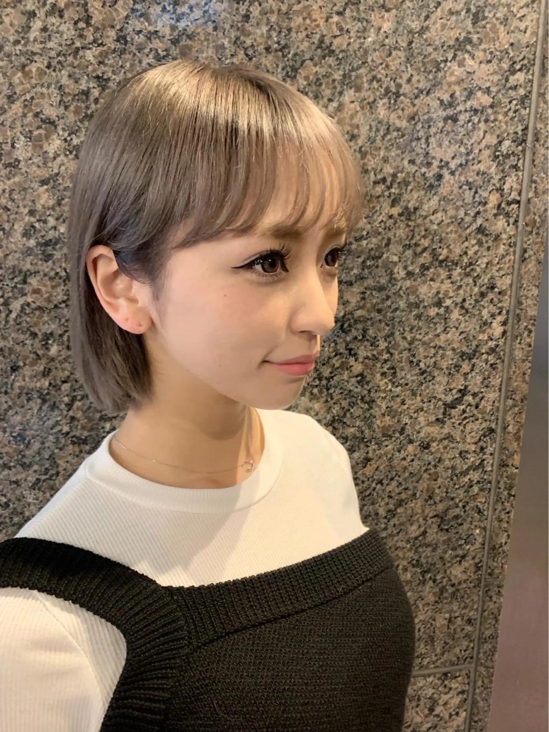 ショート ヘアカラー トリートメント ブリーチ＆カラーが 得意☀️望月宣雄☀️のヘアスタイル