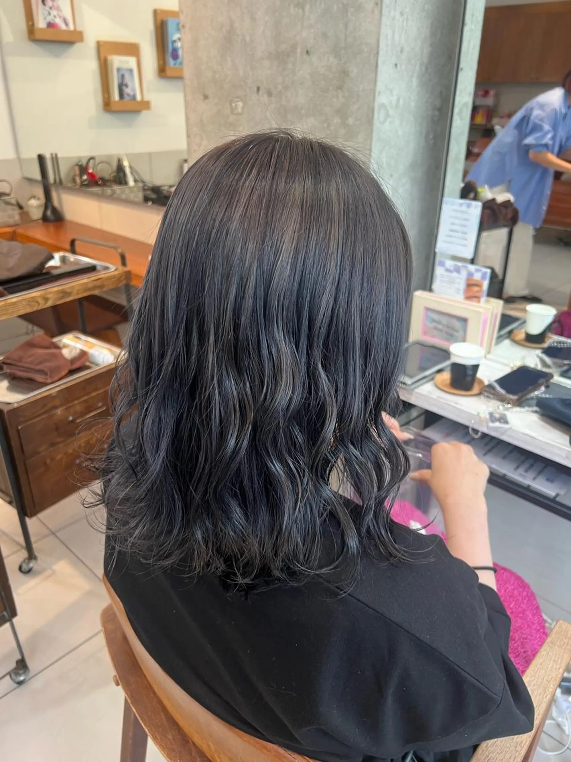 ミディアム カラー かわの ももな 💜ྀིのヘアスタイル