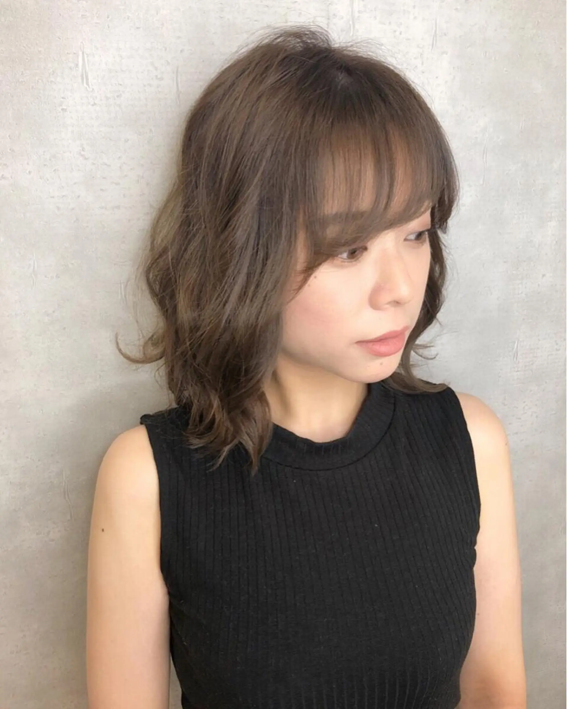 ミディアム カラー イルミナカラー universe tokyoのヘアスタイル