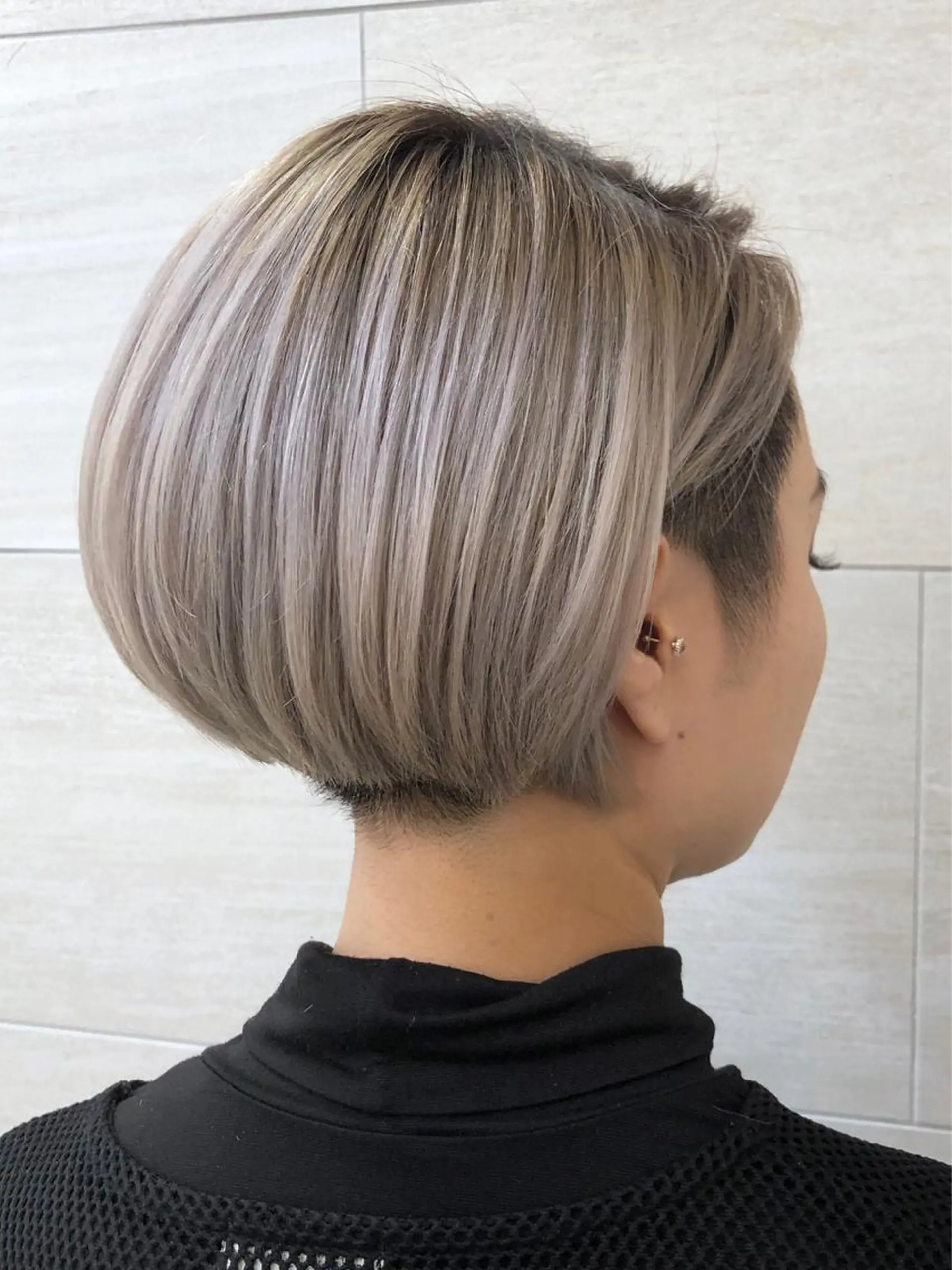 ショート カラー ブリーチ ケアブリーチ ハイトーンカラー ヘアカラー トリートメント 似合わせ/小顔カット 🔷山方直也のヘアスタイル