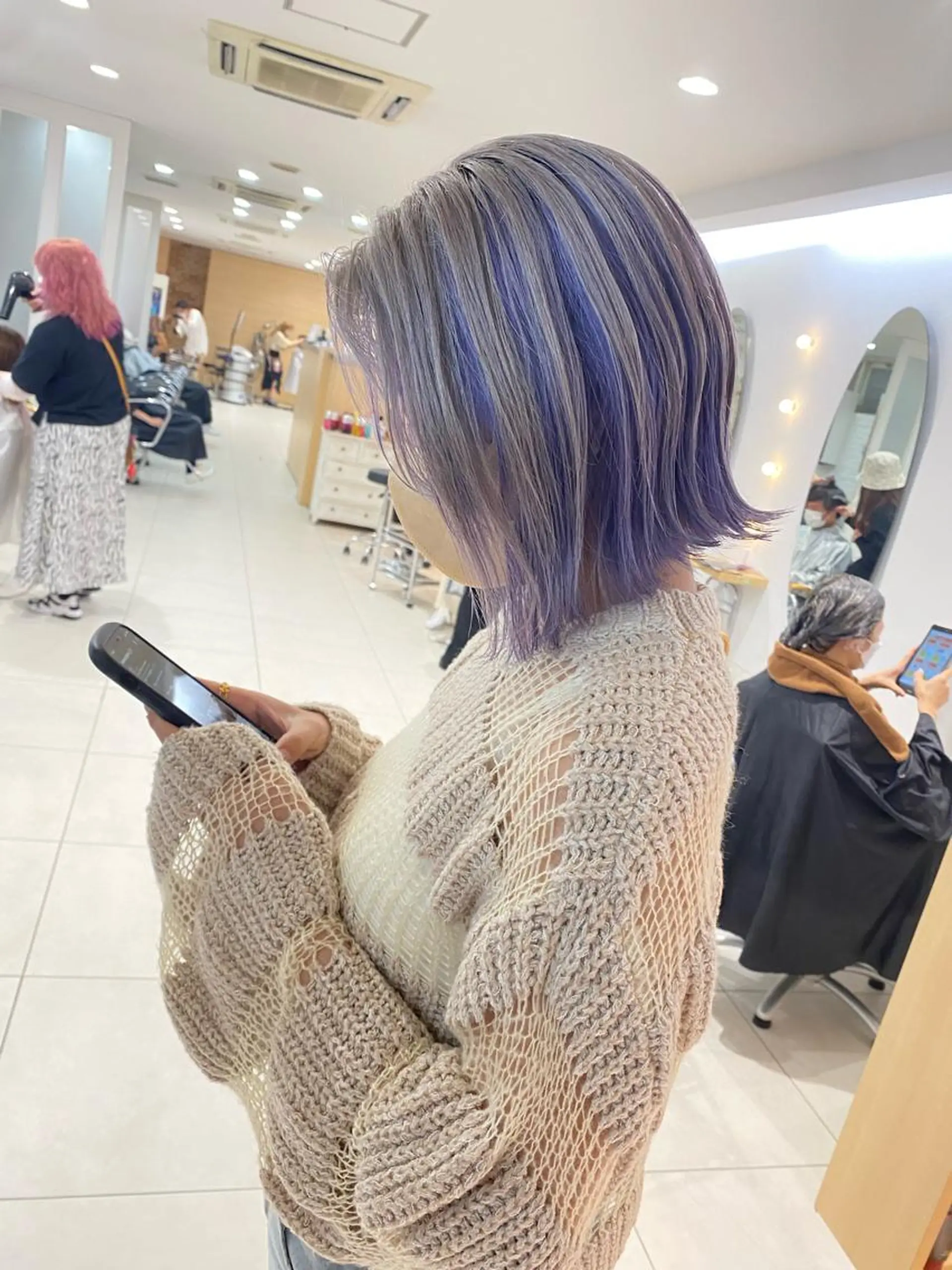 セミロング カラー ベージュカラー パープルカラー ホワイトベージュ ヘアカラー トリートメント 🍀透明感抜群🍀/ ハイトーンカラーのヘアスタイル