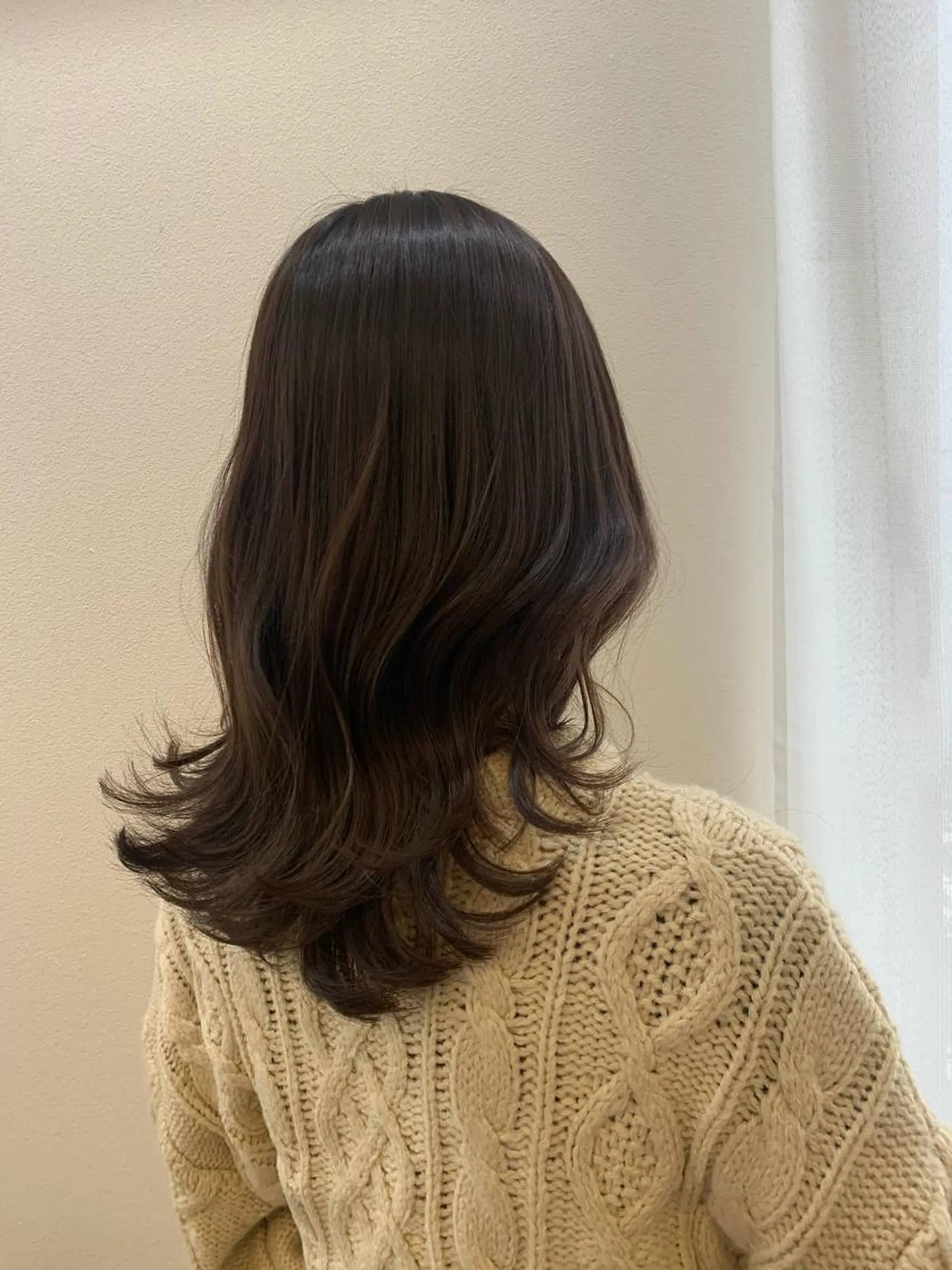 ミディアム カラー ブラウンカラー レイヤーカット 韓国🇰🇷髪質改善 Chisaki치사키のヘアスタイル