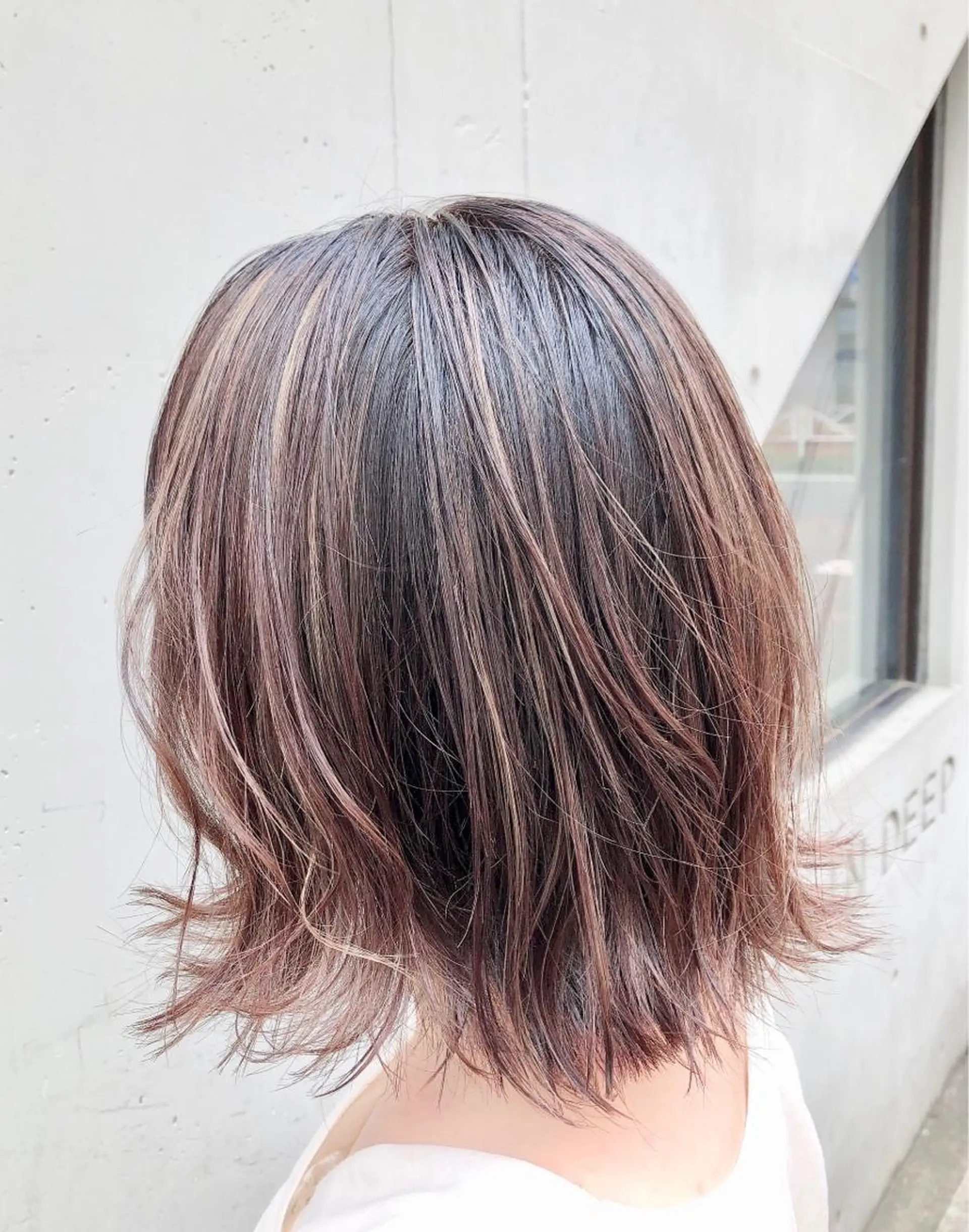 ミディアム カラー カット ヘアカラー トリートメント 浦山 和之のヘアスタイル