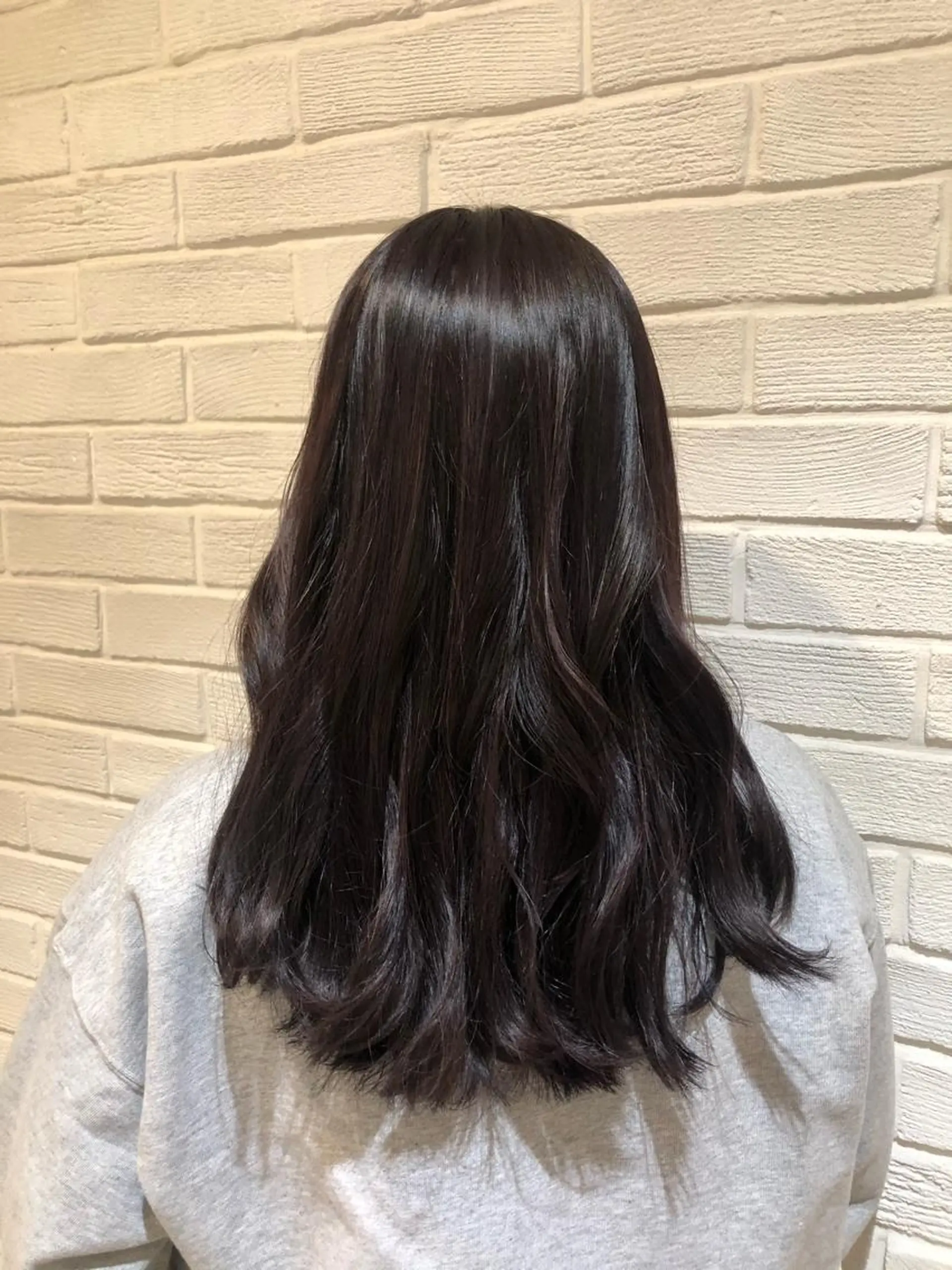 ロング カラー 青井 梨紗のヘアスタイル