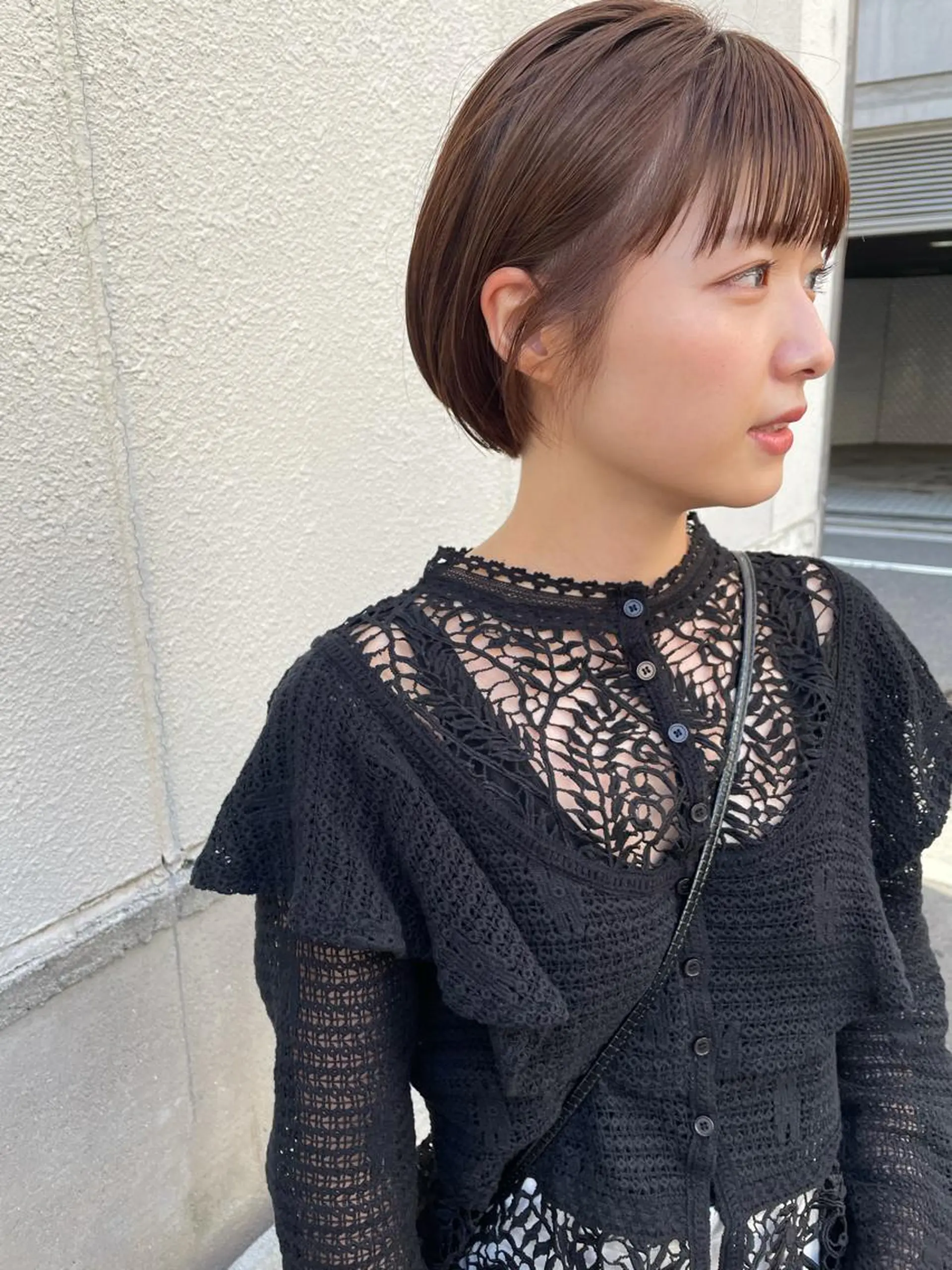 ショート 伸ばしかけ カット さの あやねのヘアスタイル