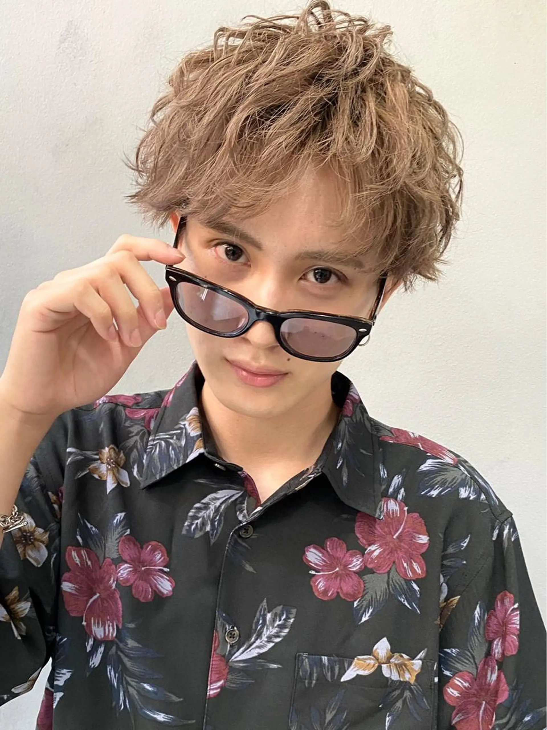 ショート カラー メンズ カット パーマ JUNTA 梅田茶屋町のヘアスタイル